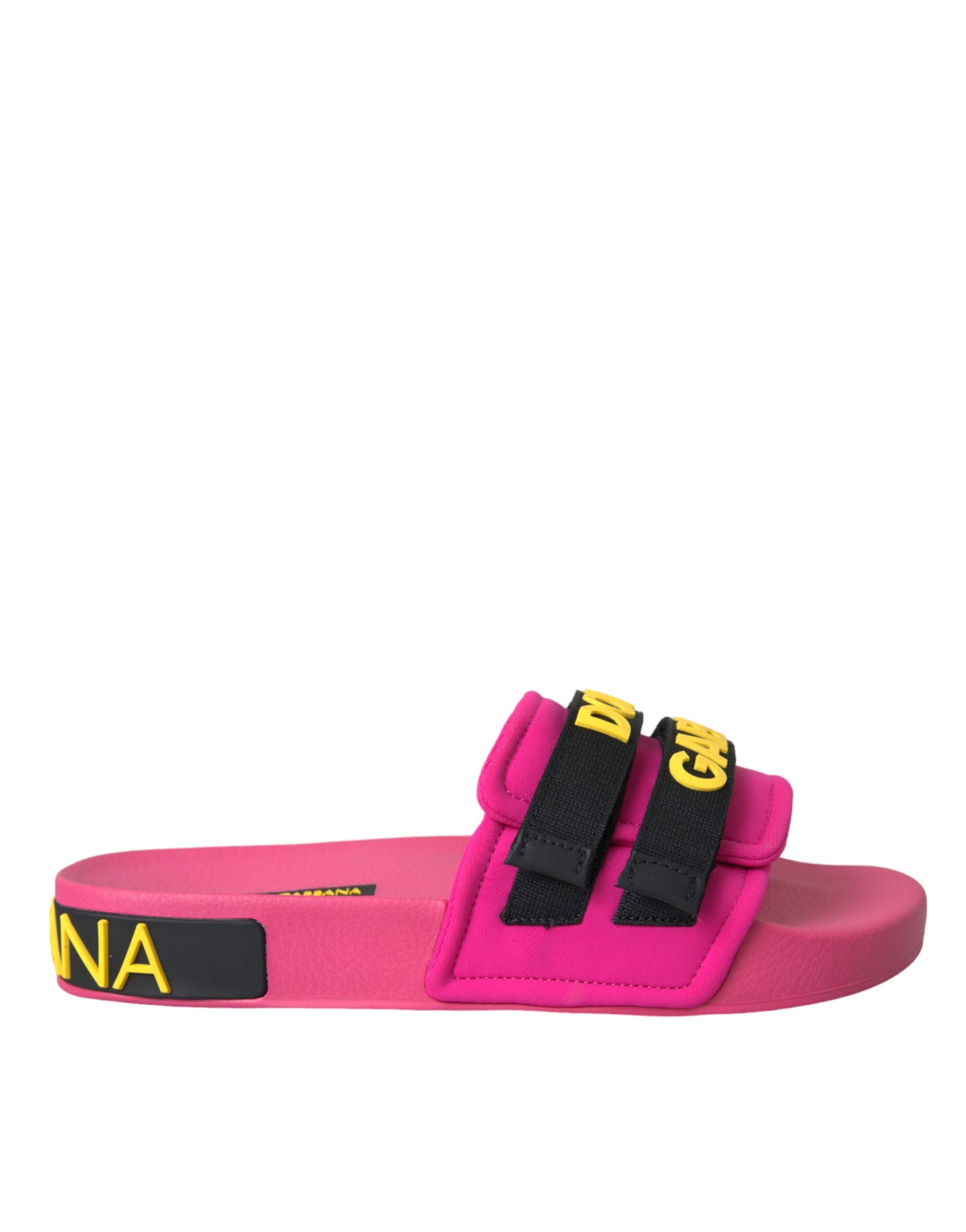 Sandalias planas Dolce & Gabbana con logo rosa y negro para playa-1