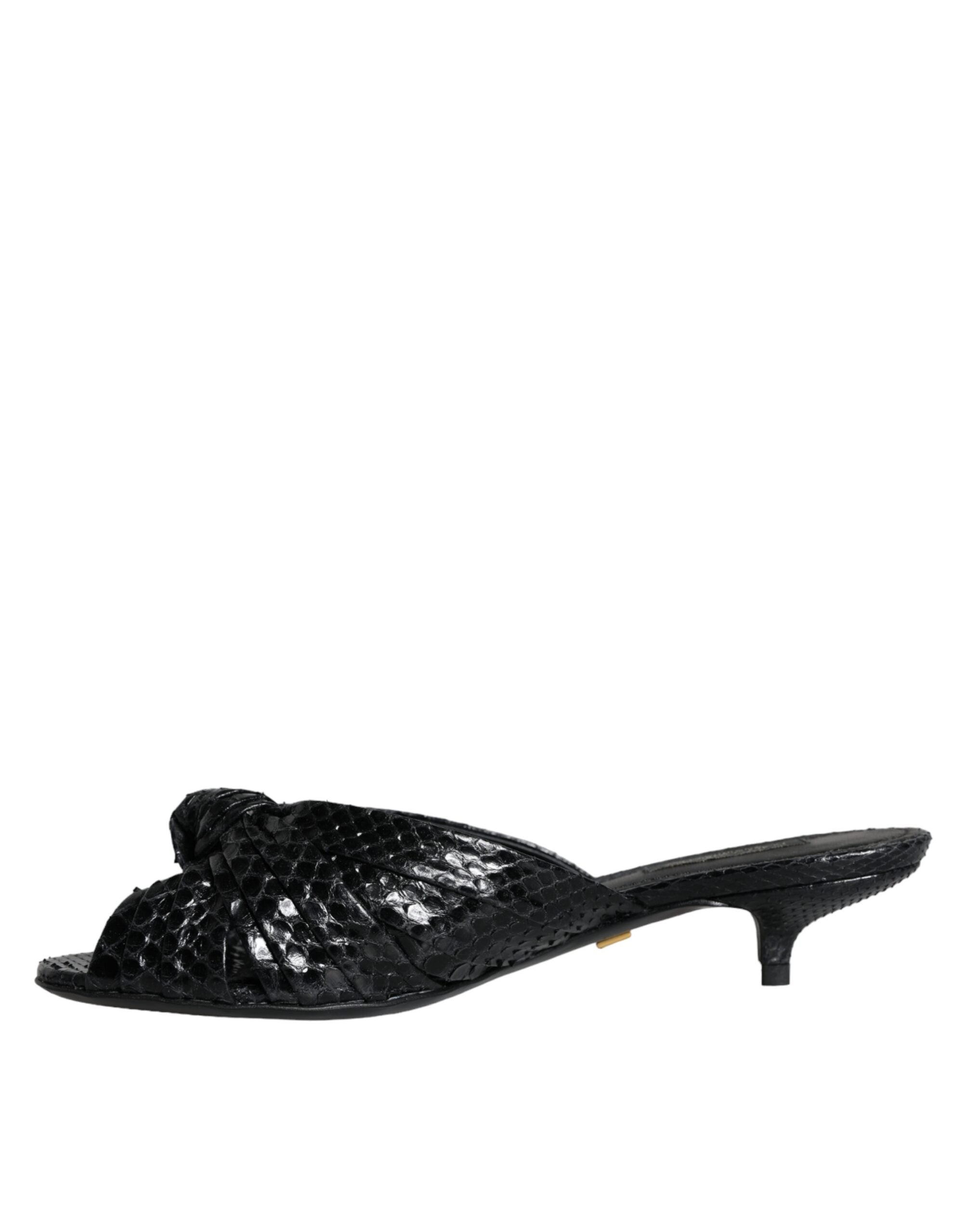 Sandalias de tacón de piel negra de Dolce & Gabbana-4