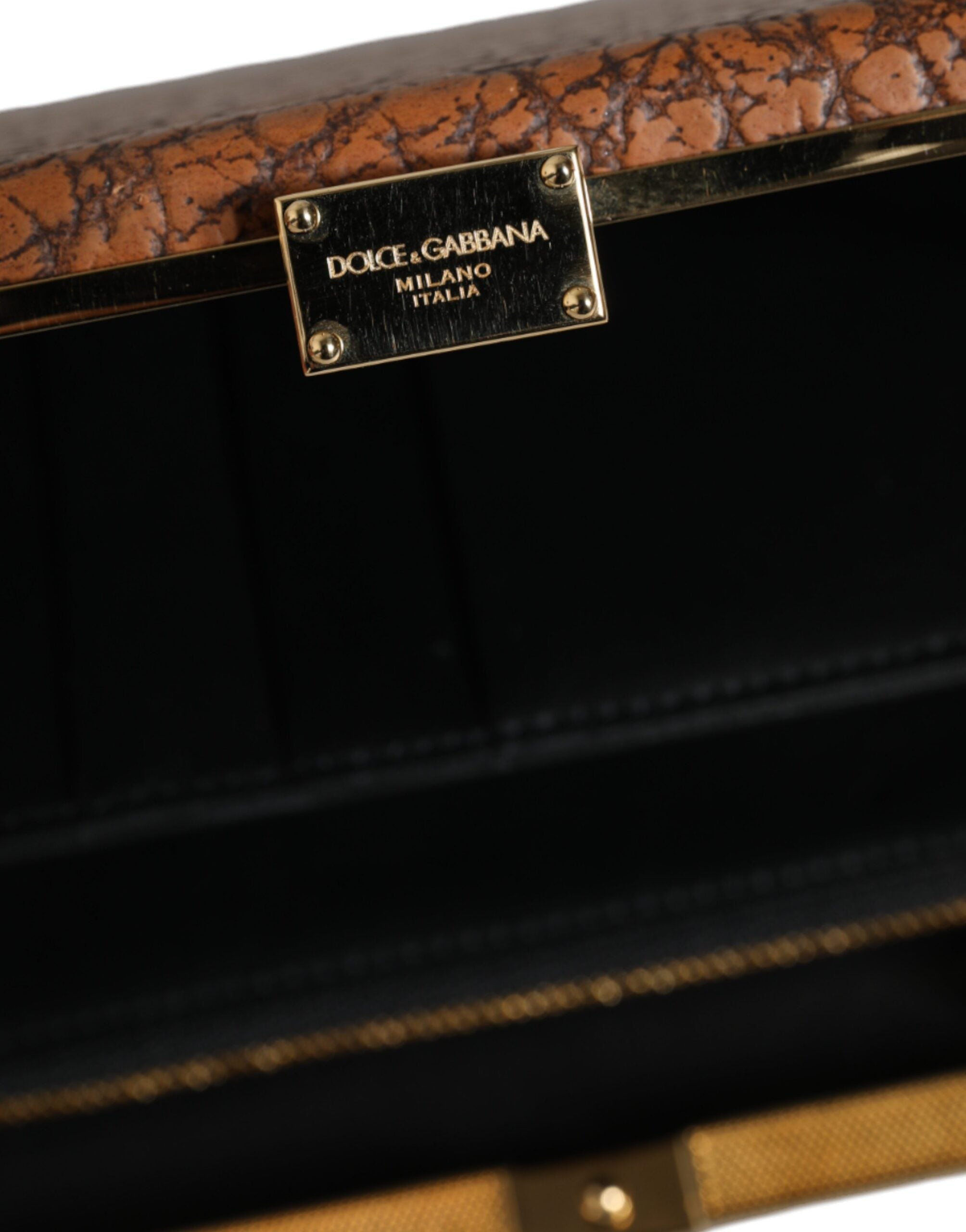 Bolso bandolera mini de piel marrón con marco dorado de Dolce & Gabbana-5