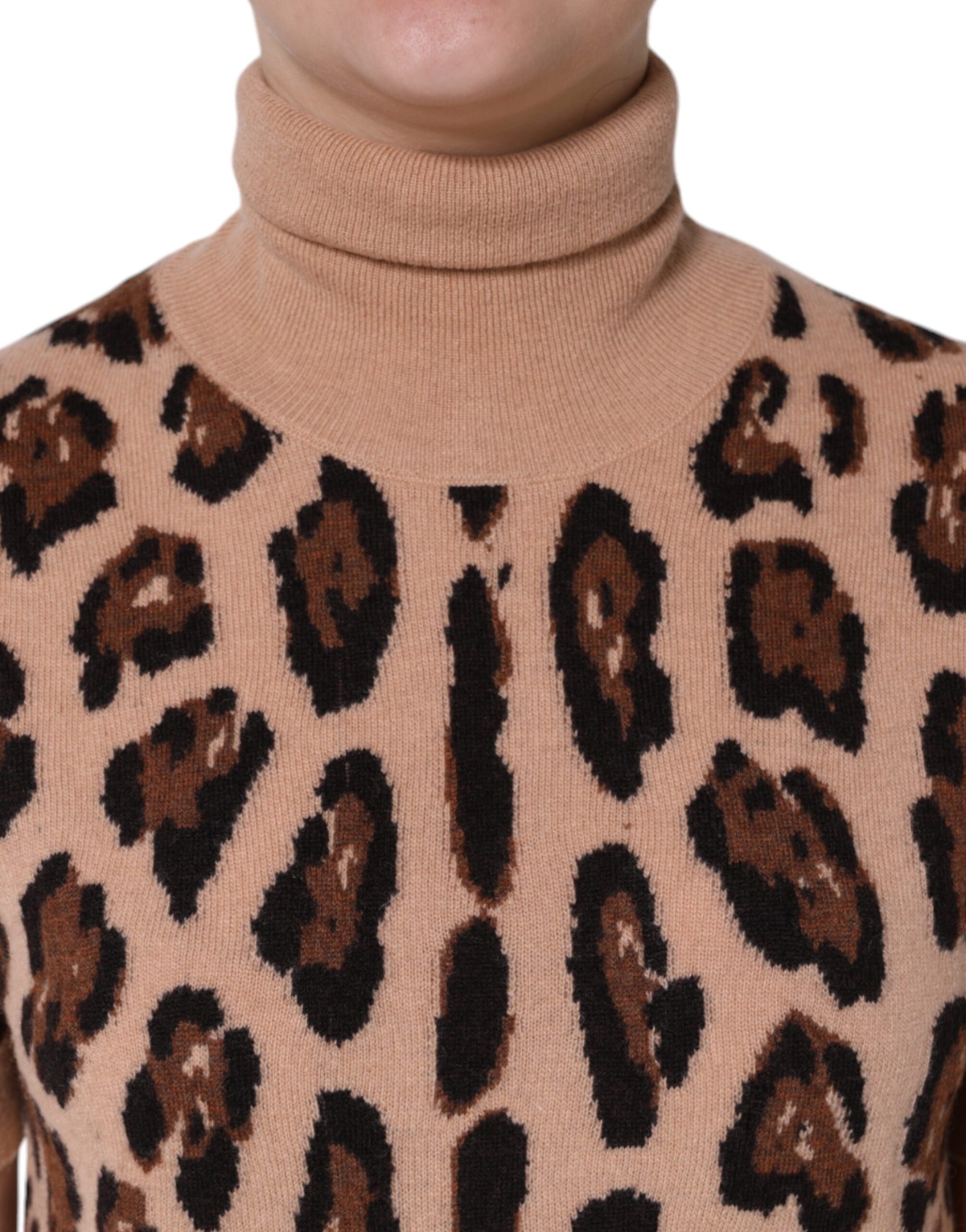 Dolce & Gabbana beige wool turtleneck sweater with leopard print-5