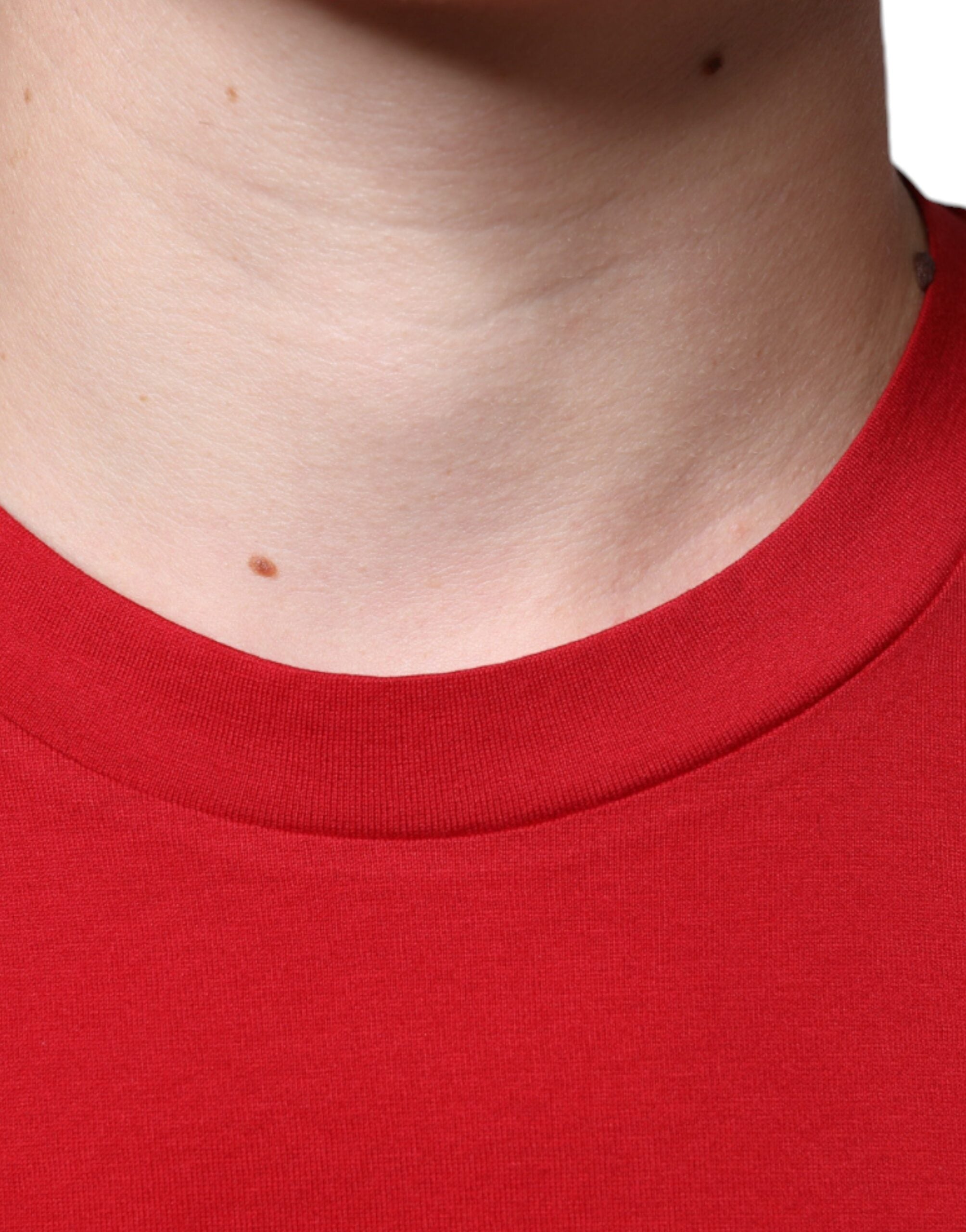 Dolce & Gabbana red T-shirt with round neck and DG logo print, made of cotton-5