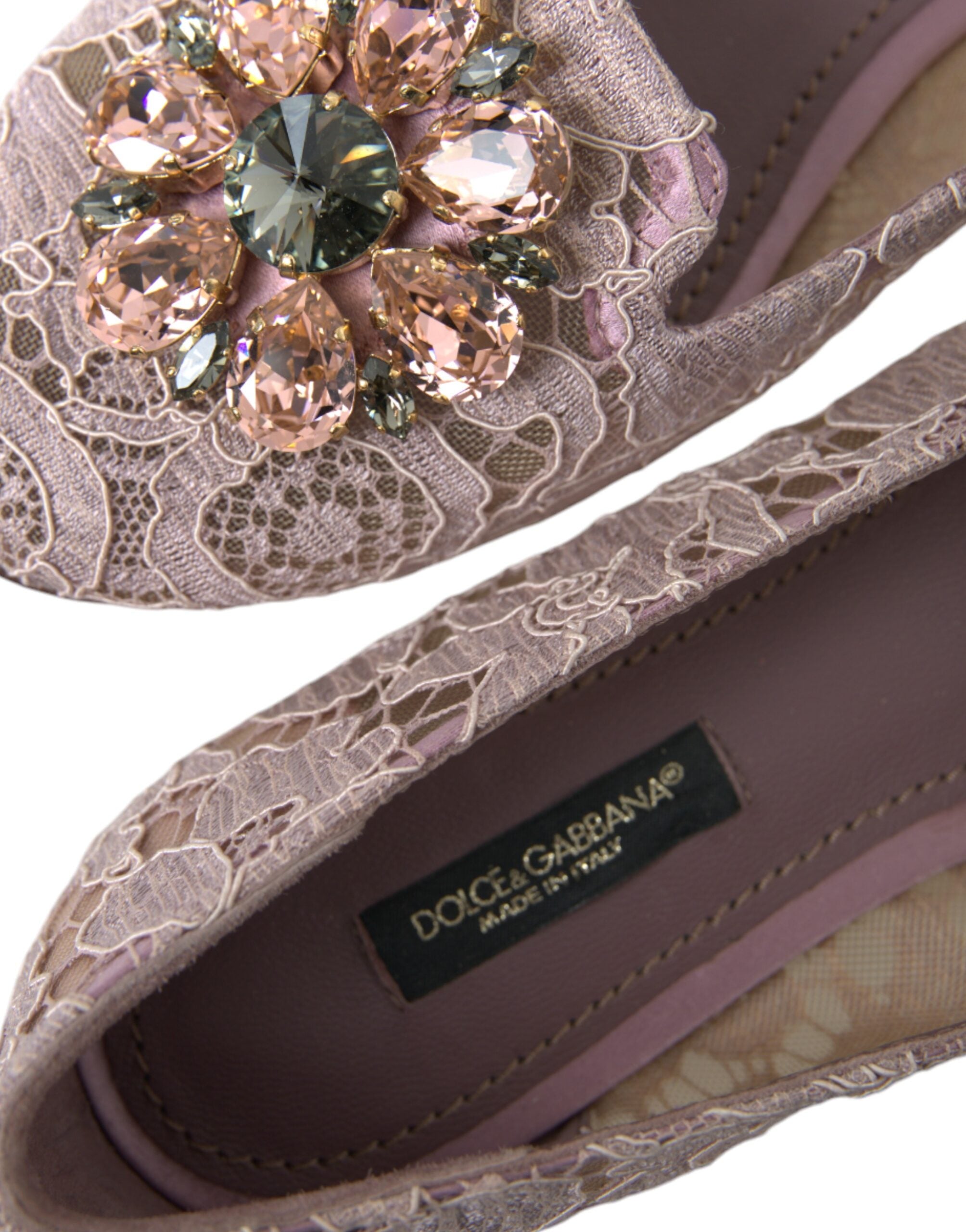 Bailarinas con cristales y encaje rosa de Dolce & Gabbana-8
