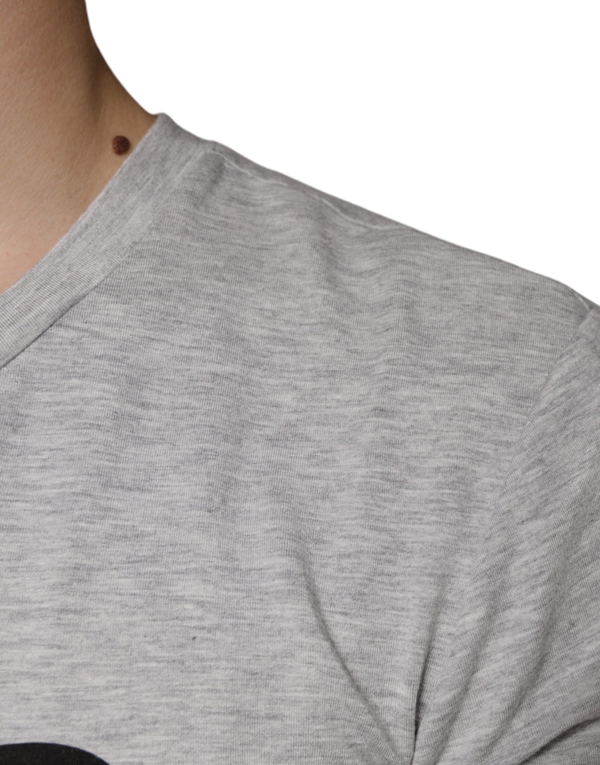 Dolce & Gabbana Graues Kurzarm-T-Shirt mit Logo-Druck und Rundhalsausschnitt-6