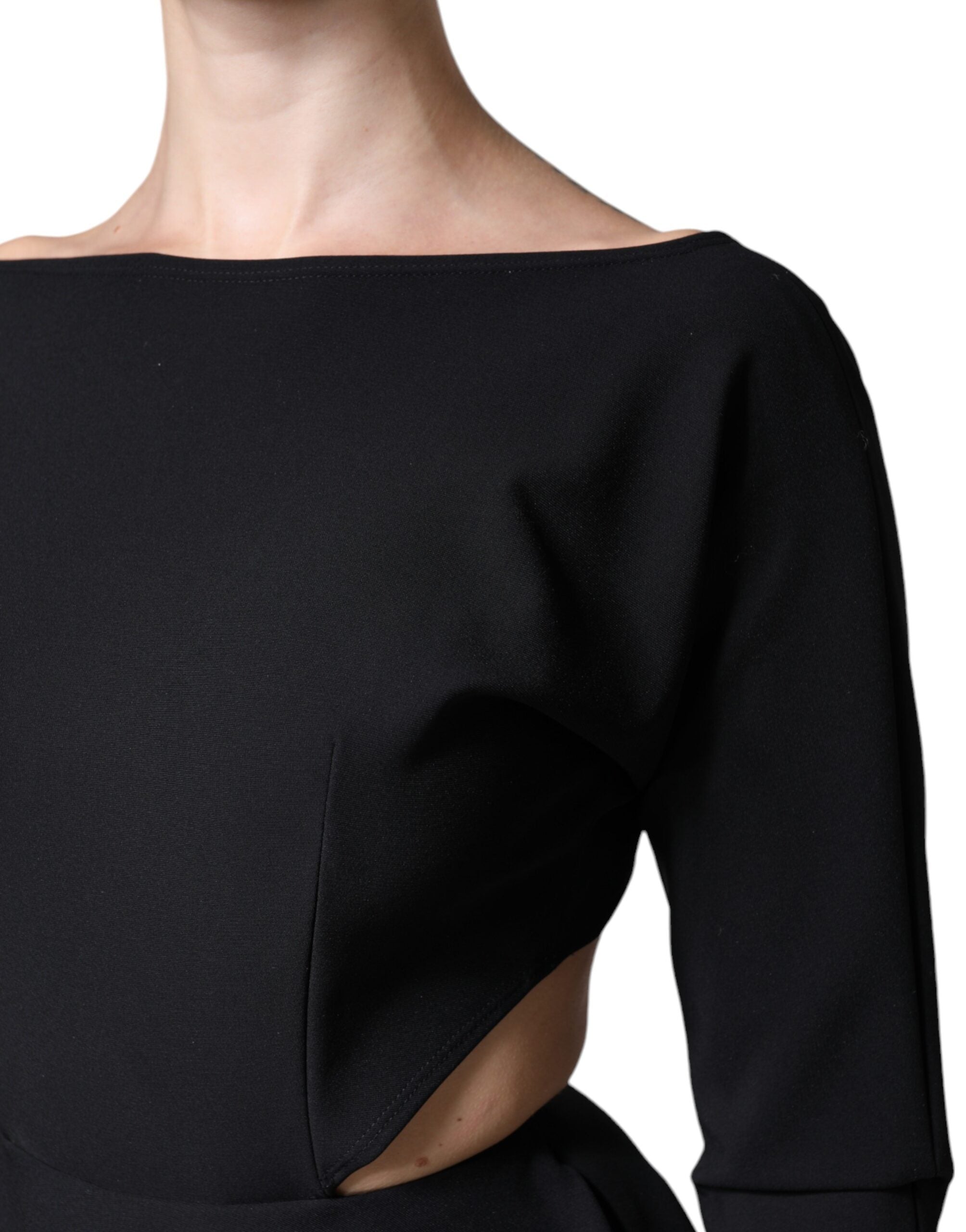 Dolce & Gabbana Schwarzes Minikleid aus Viskose mit langen Ärmeln und Ausschnitt-6