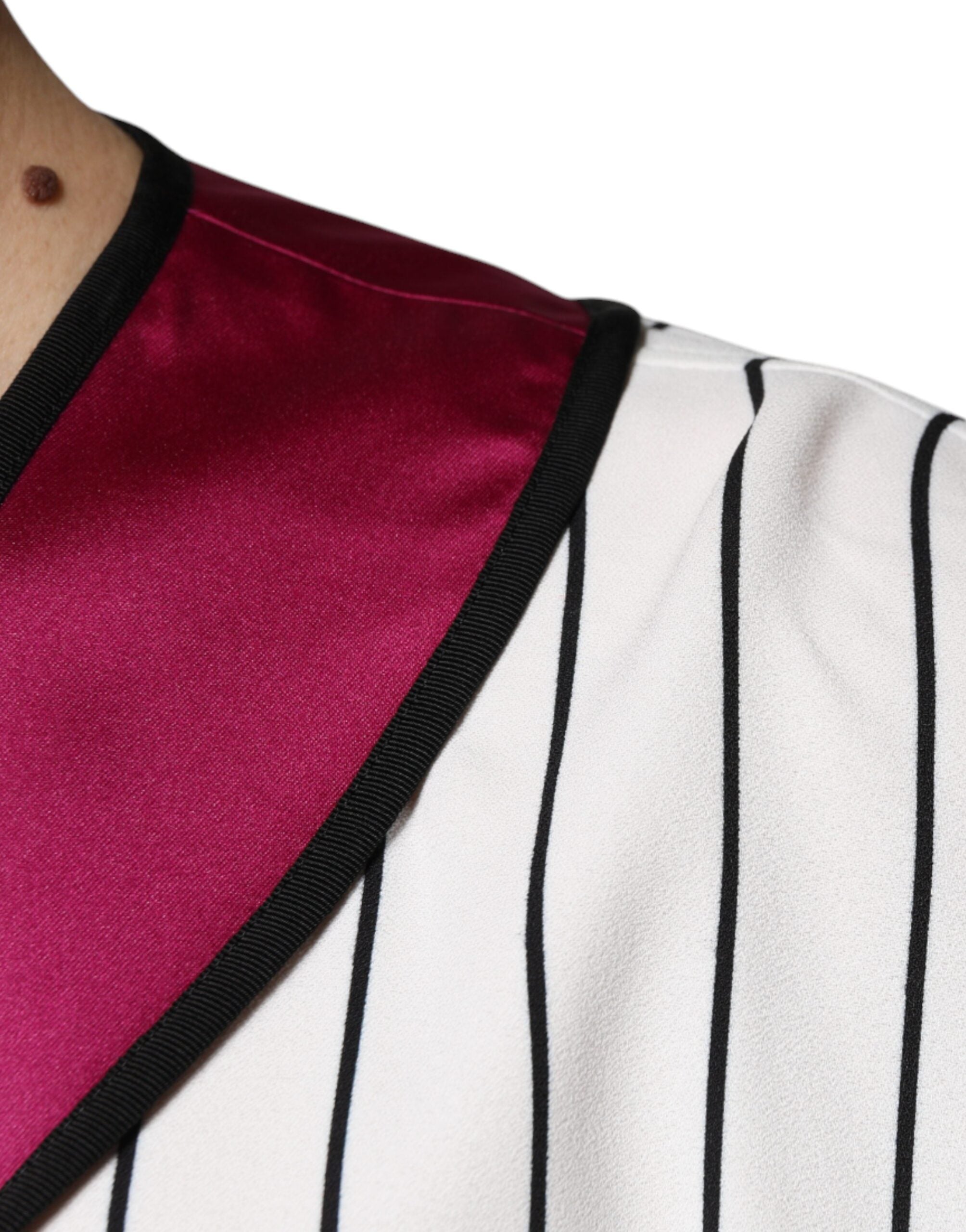 Camiseta de cuello en V de jersey con logotipo multicolor de Dolce & Gabbana-6