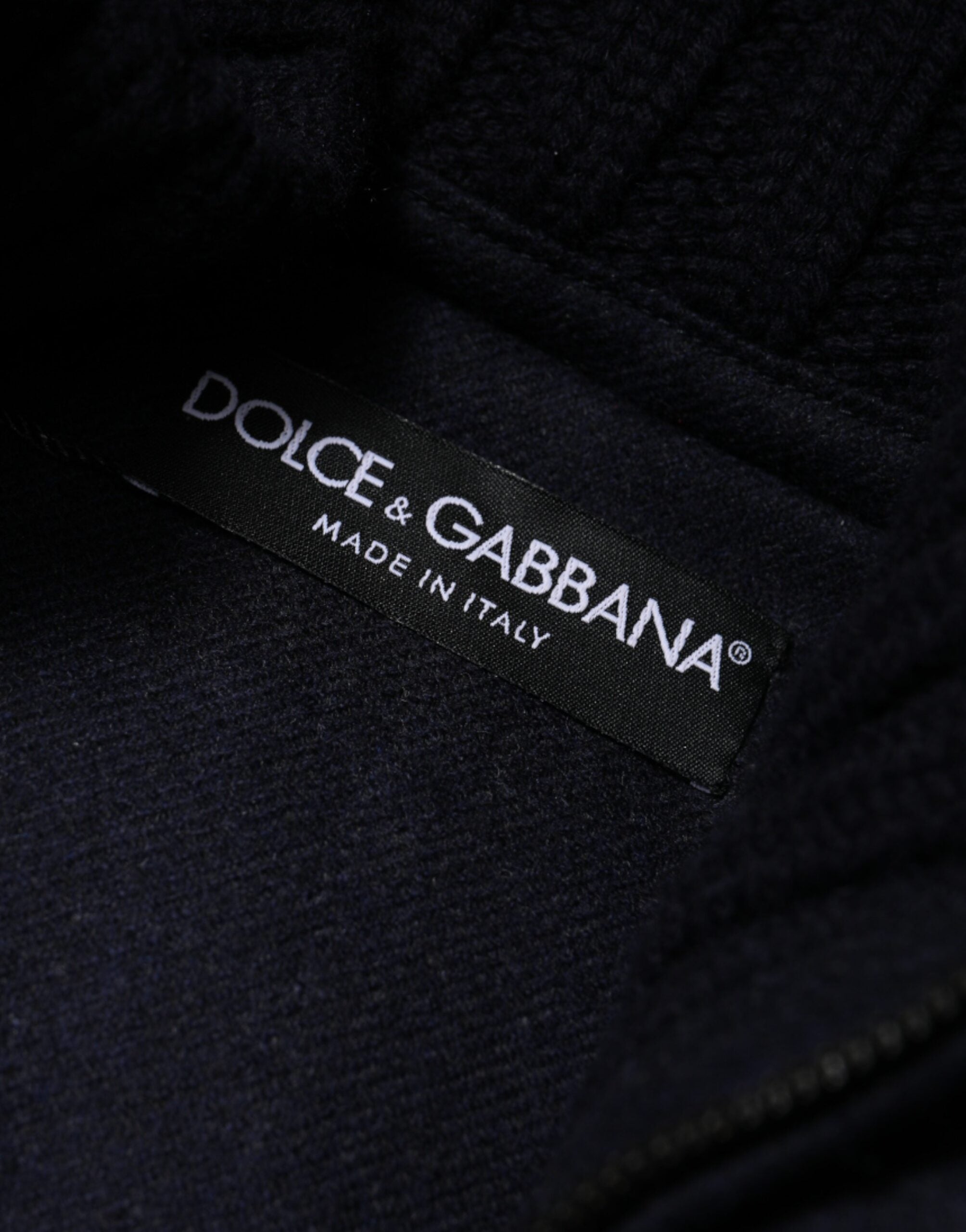 Chaqueta acolchada con capucha de nailon negro de Dolce & Gabbana para hombre-6