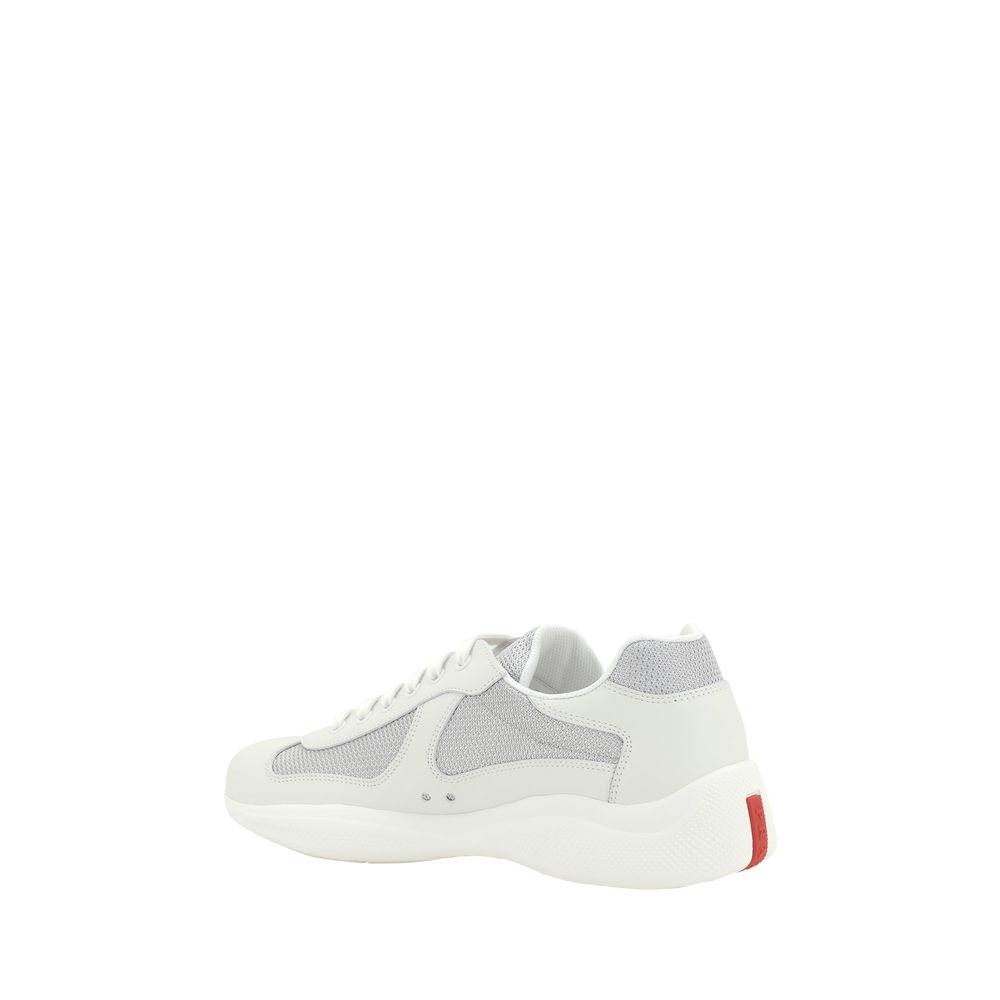 Prada Weiße Kalbshaut Bos Taurus Sneakers mit niedrigem Schaft-3