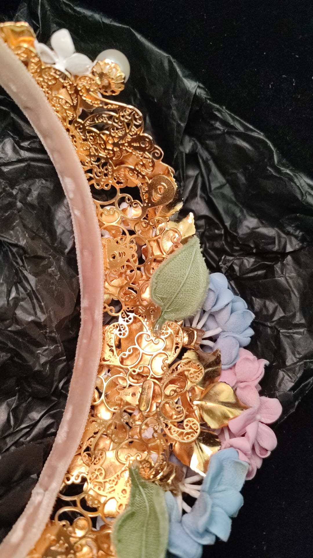 Dolce & Gabbana Gold Crystal Purple Hydrangea Headband Crown Diadem-6