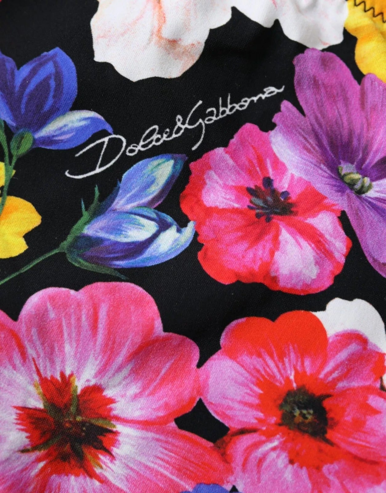 Traje de baño Dolce & Gabbana con estampado floral negro y parte inferior de bikini-3