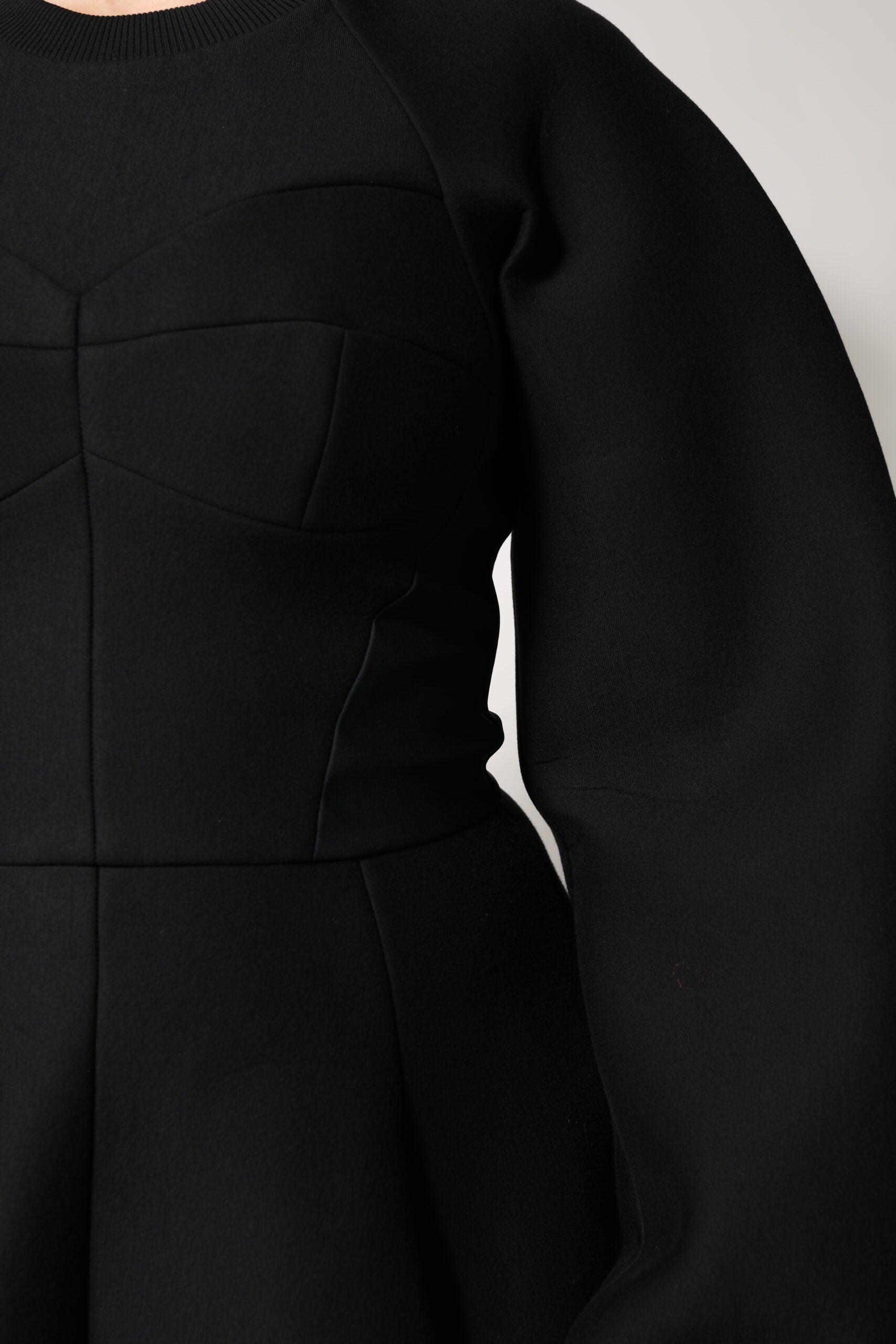 Vestido mini de algodón negro de Dolce & Gabbana con mangas largas y corte A-7