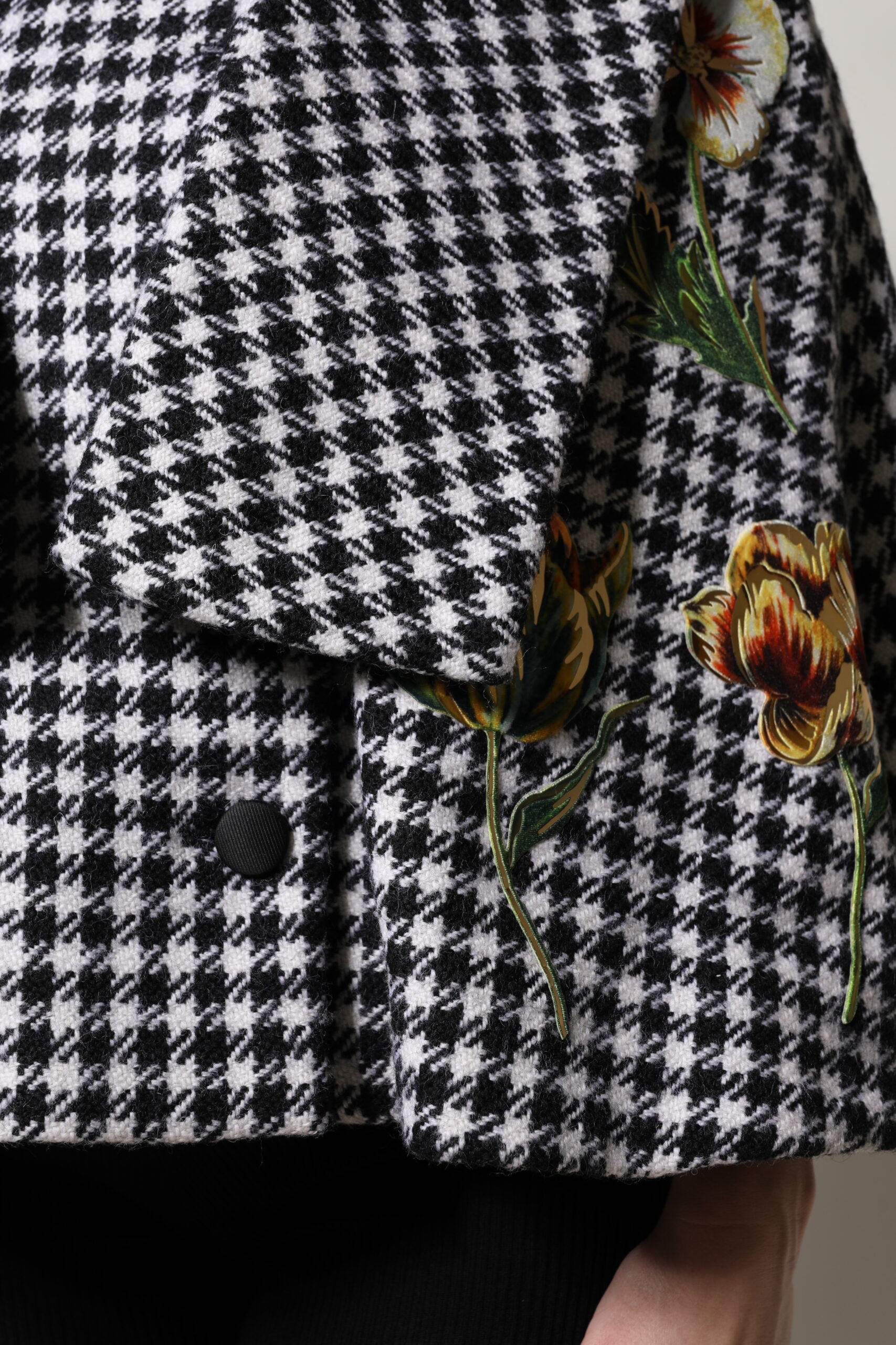 Dolce & Gabbana Black White Monochrome Patterned Floral Cape Jacket-6