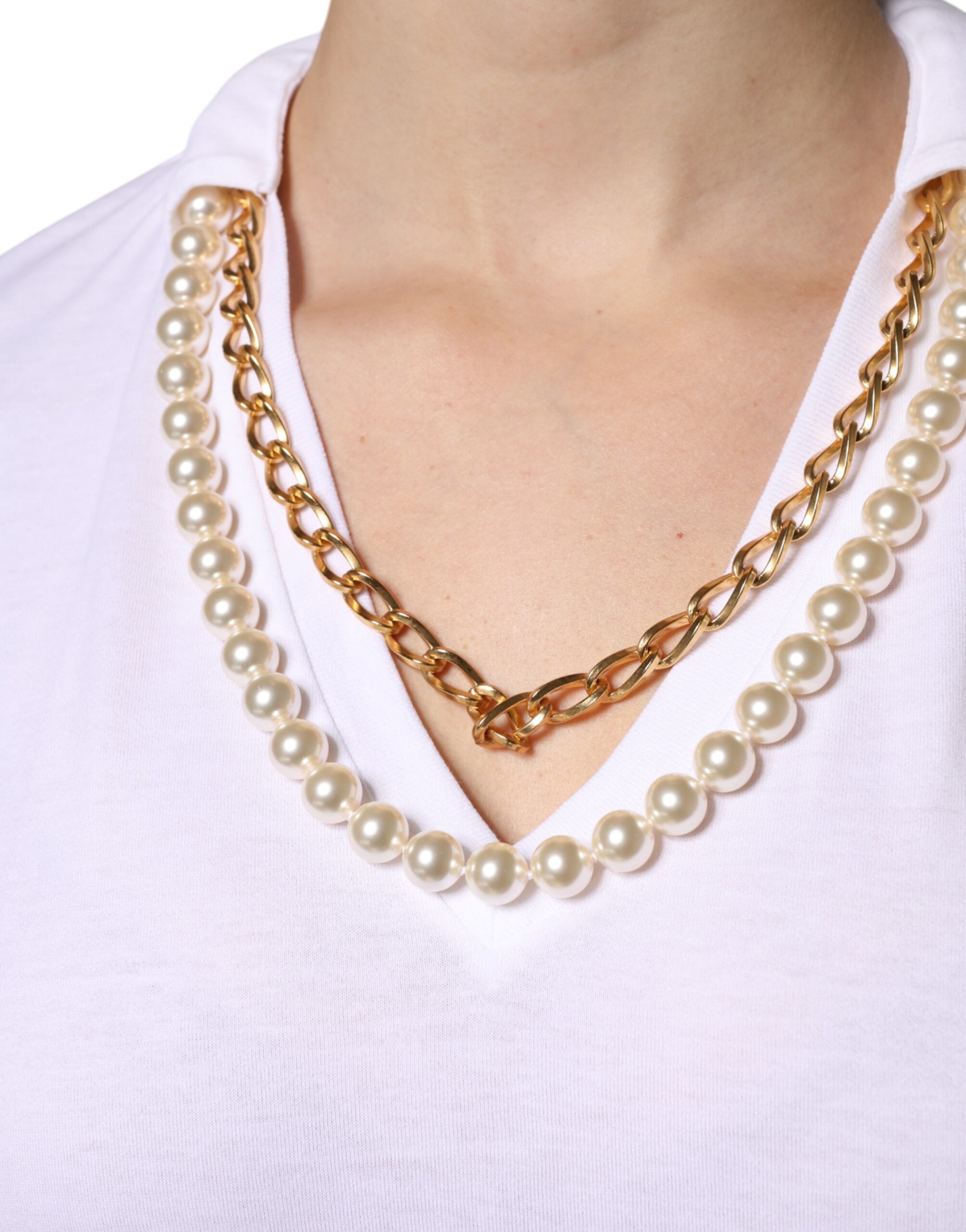 Dolce & Gabbana White Cotton Short-Sleeved T-Shirt with Necklace-7