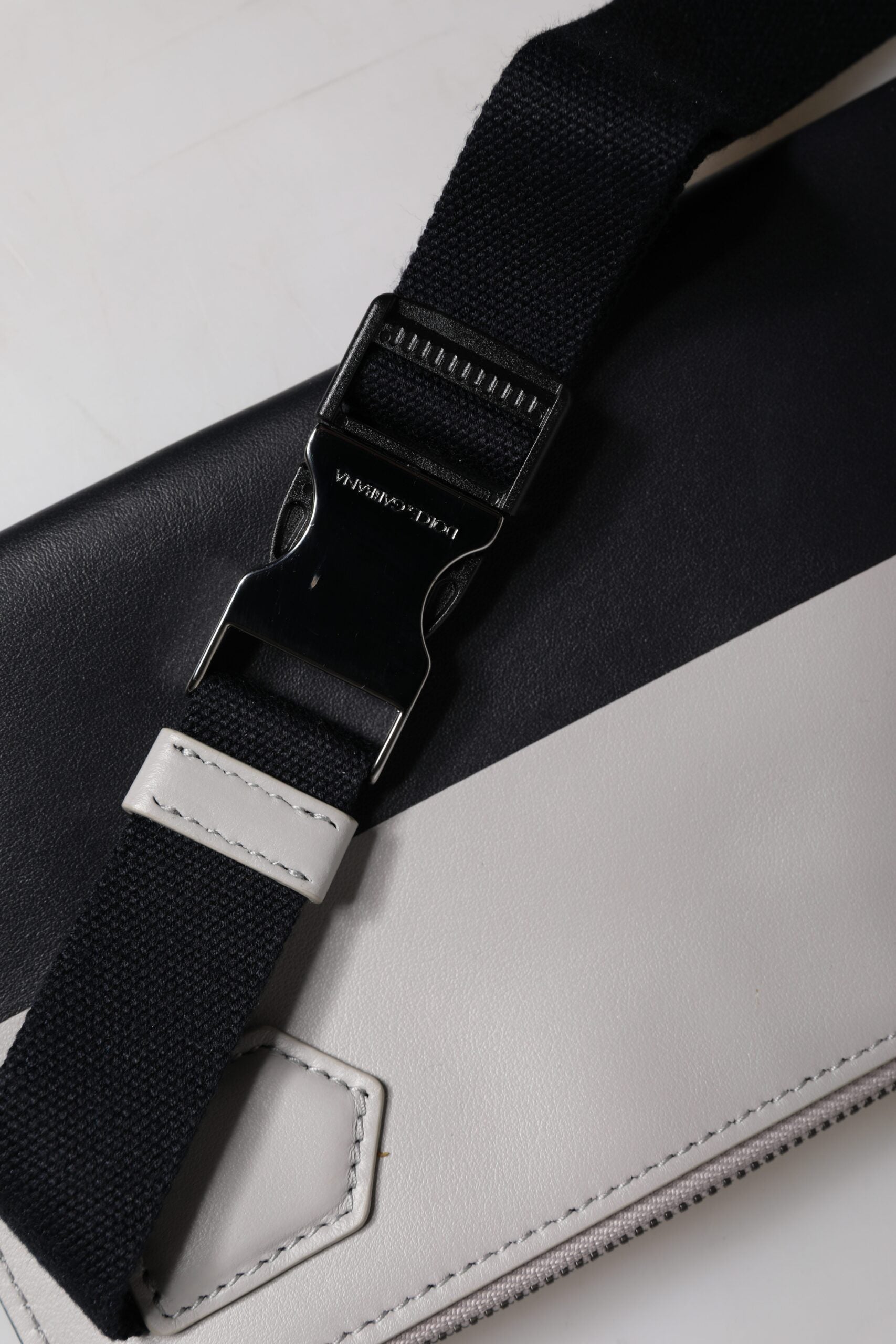 Dolce & Gabbana black and white leather crossbody bag with logo embossing-6