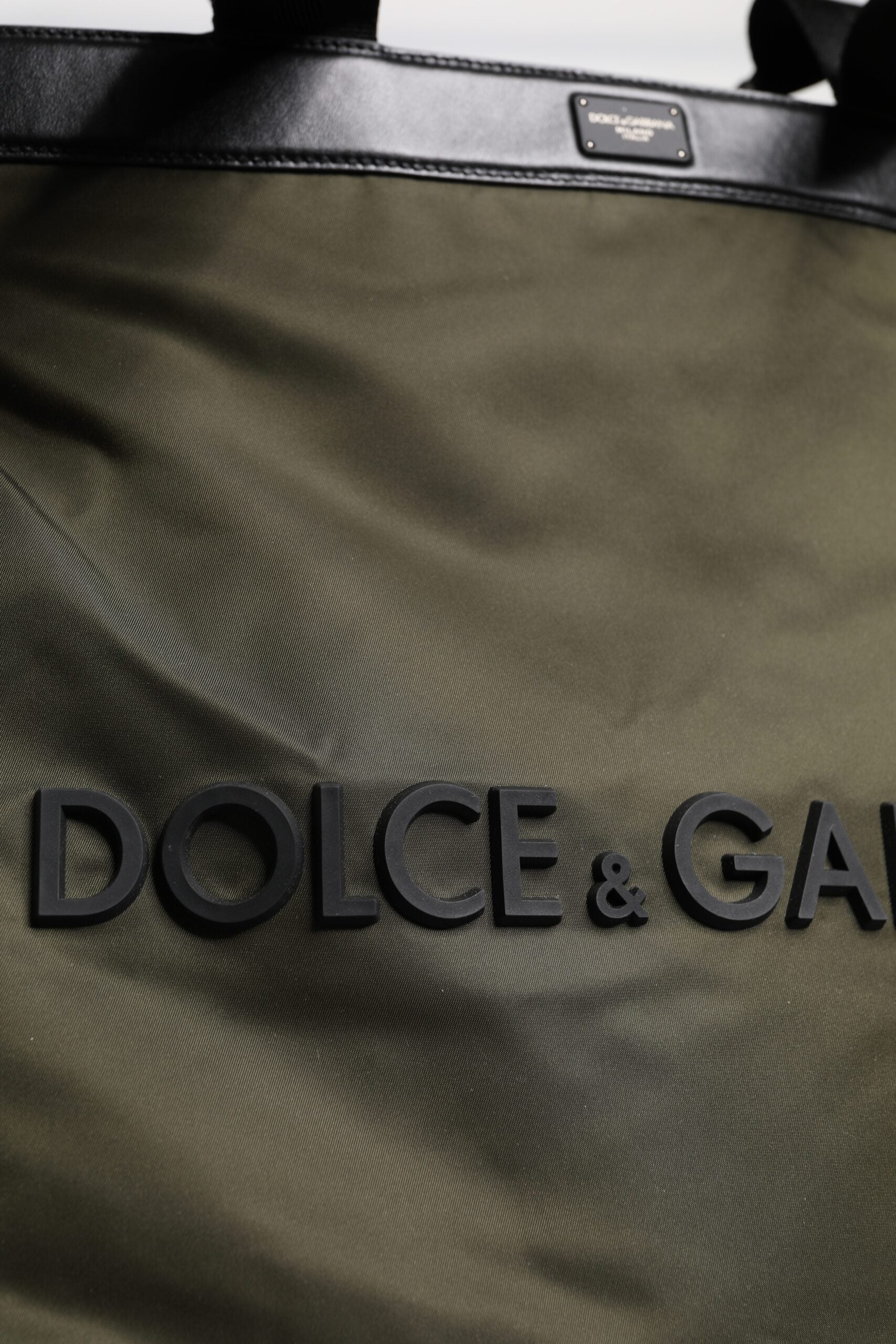 Dolce & Gabbana Militärische grüne Nylon-Schulterriemen-Tragetasche-7