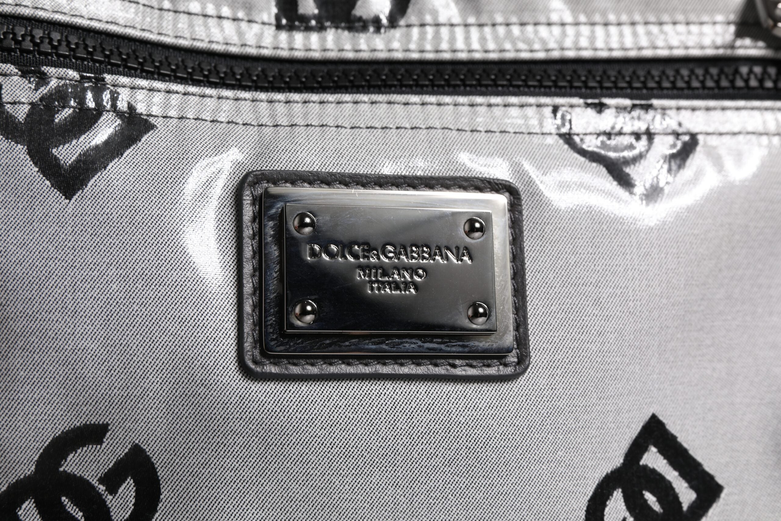 Dolce & Gabbana Polyester Grau Schwarz DG Logo Plaque Rucksack Tasche-3
