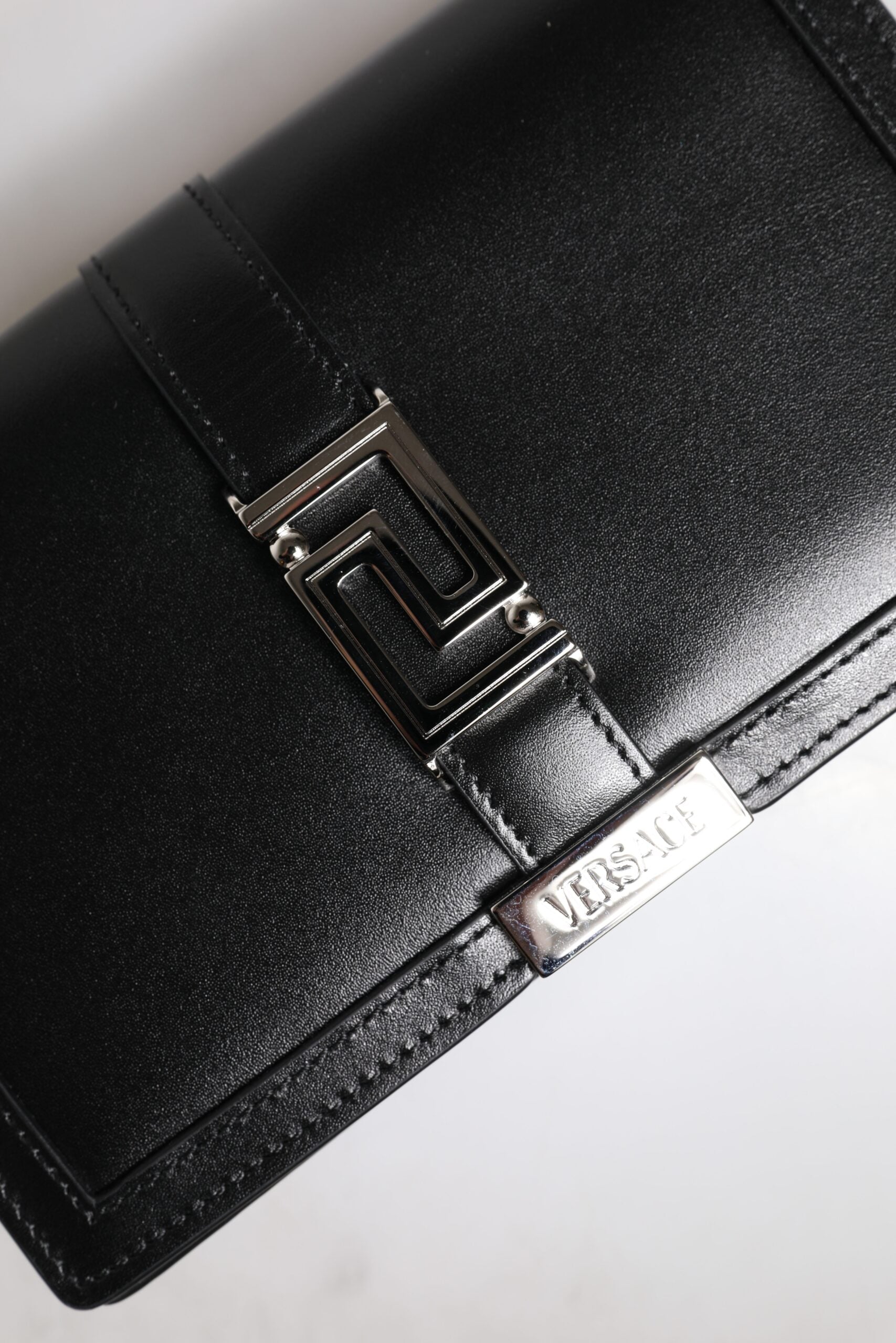 Versace Schwarze Kalbsleder-Kettenriemen-Schulter-Crossbody-Tasche-7