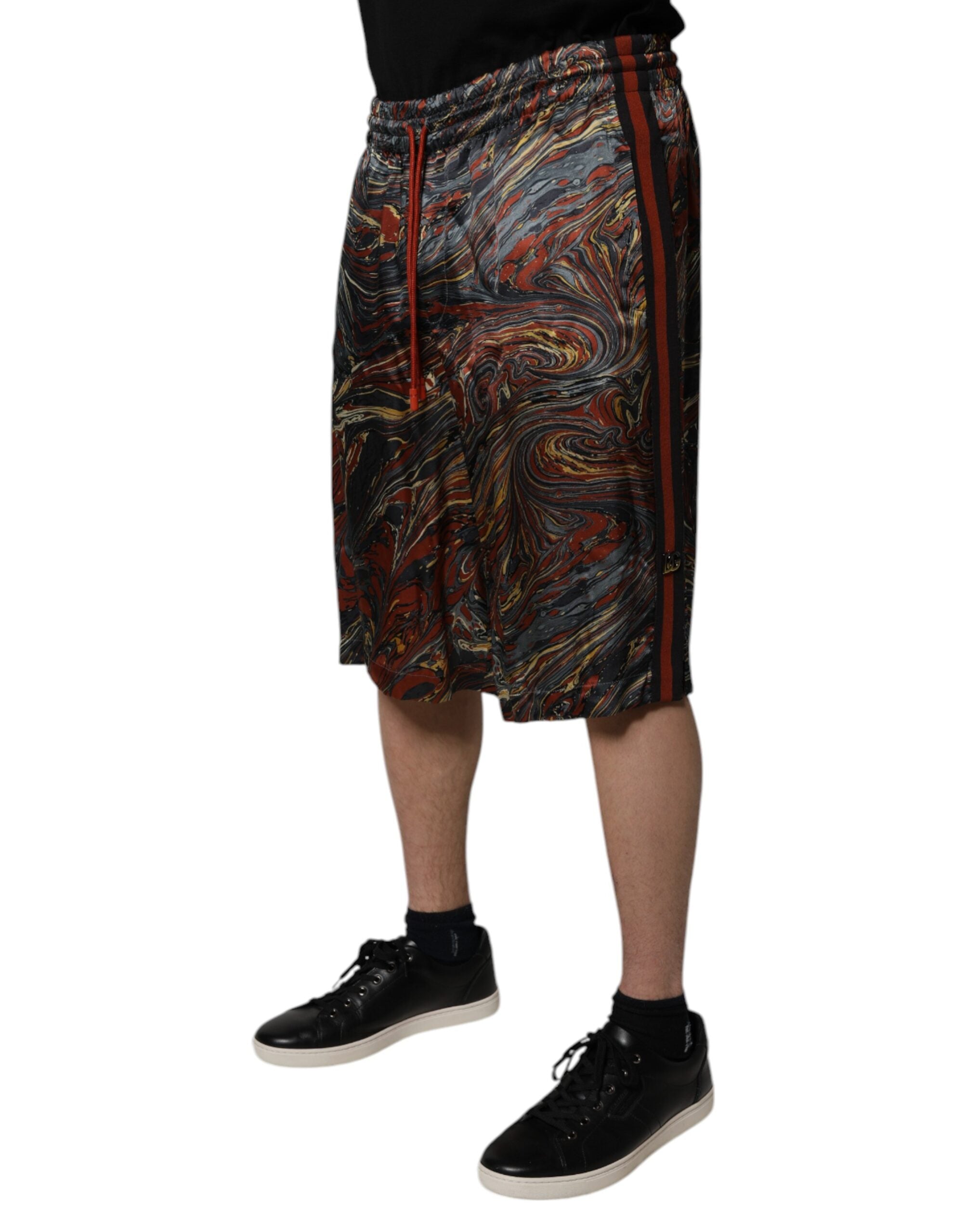 Dolce & Gabbana Bermudashorts mit mehrfarbigem Marmordruck auf der Hose-3