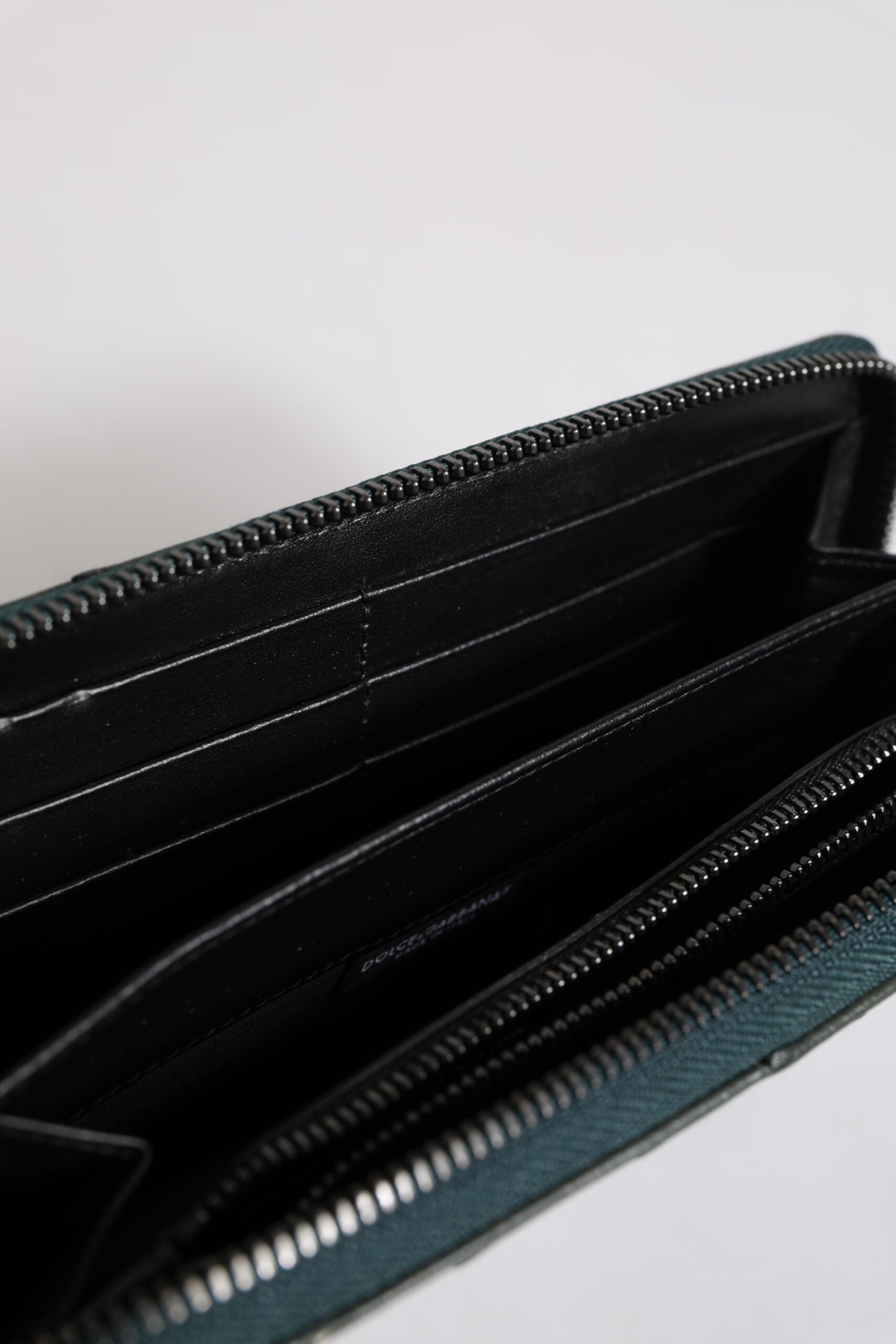 Dolce & Gabbana Green Ostrich Logo Plaque Zip Around Continental Wallet-7