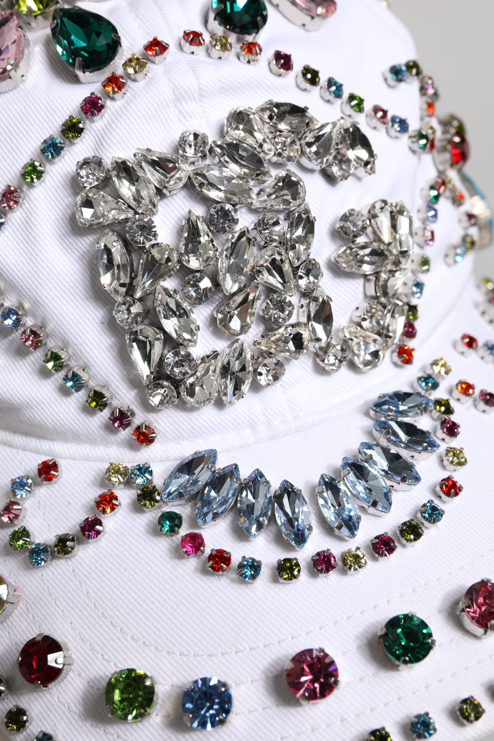 Dolce & Gabbana Weiße Multicolor Crystal verschönern Baseballkappe-8