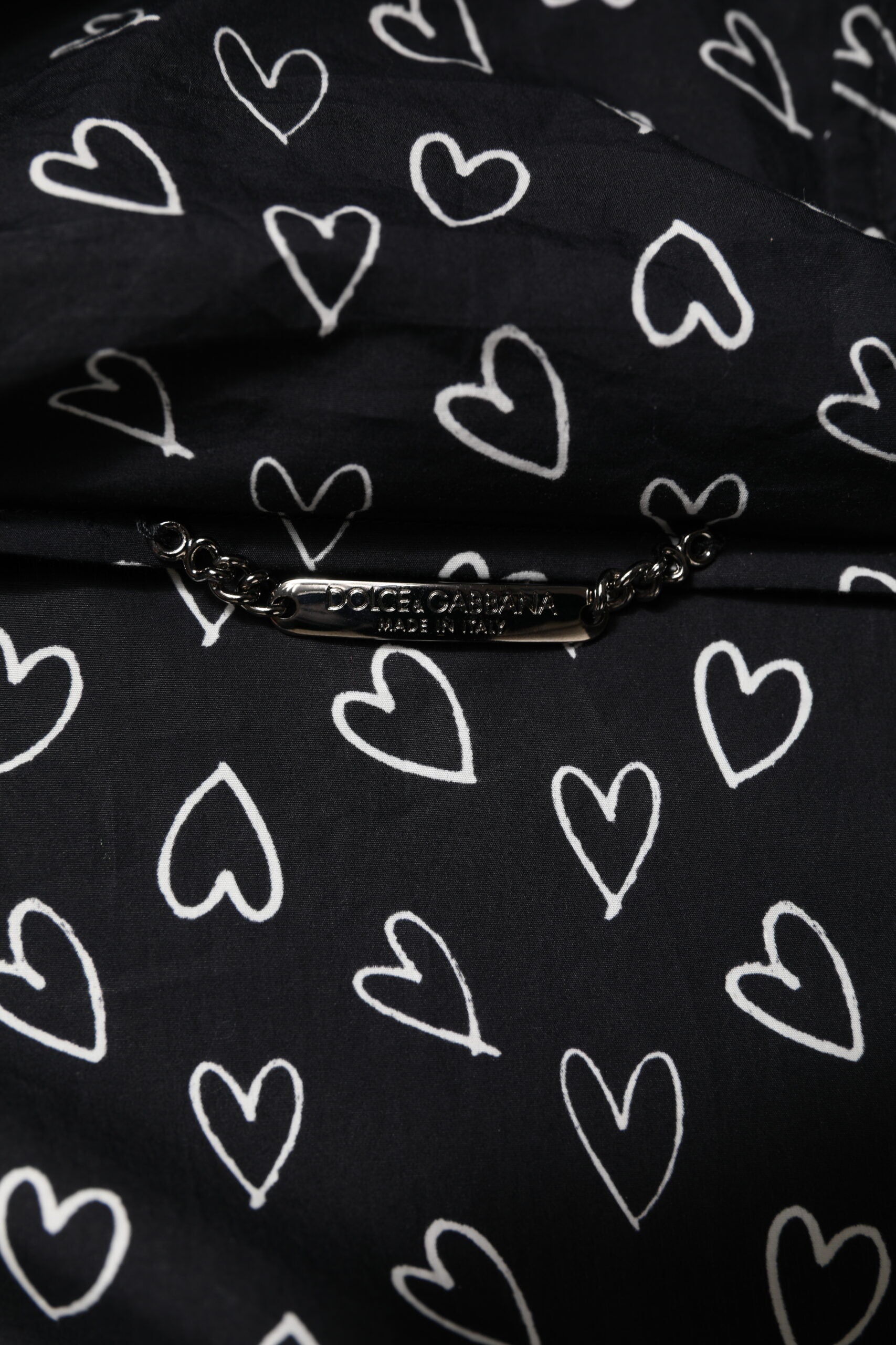 Dolce & Gabbana black windbreaker jacket with heart print and hood-7