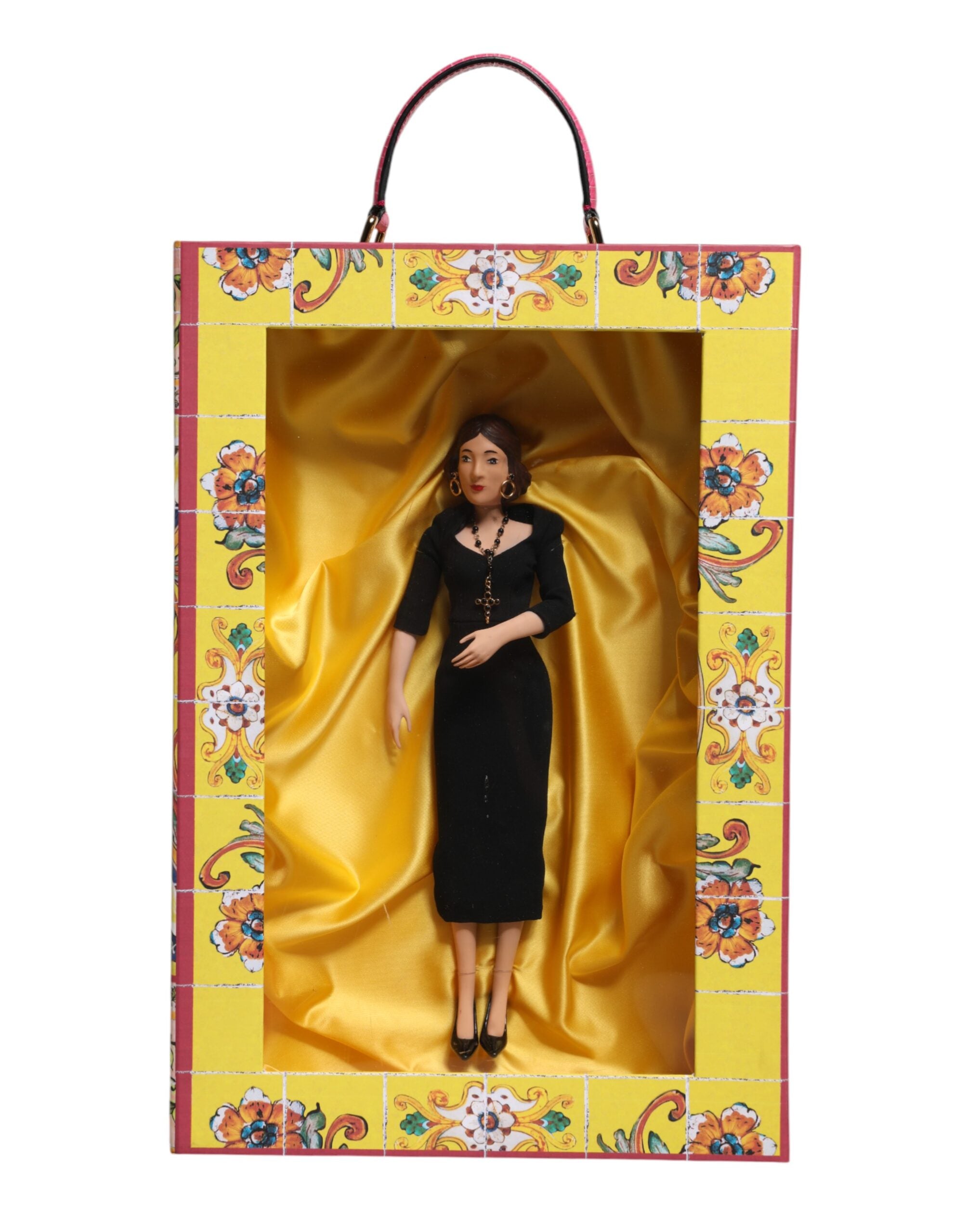 Muñecas sicilianas de cuero y cerámica de Dolce & Gabbana con vestido negro-1
