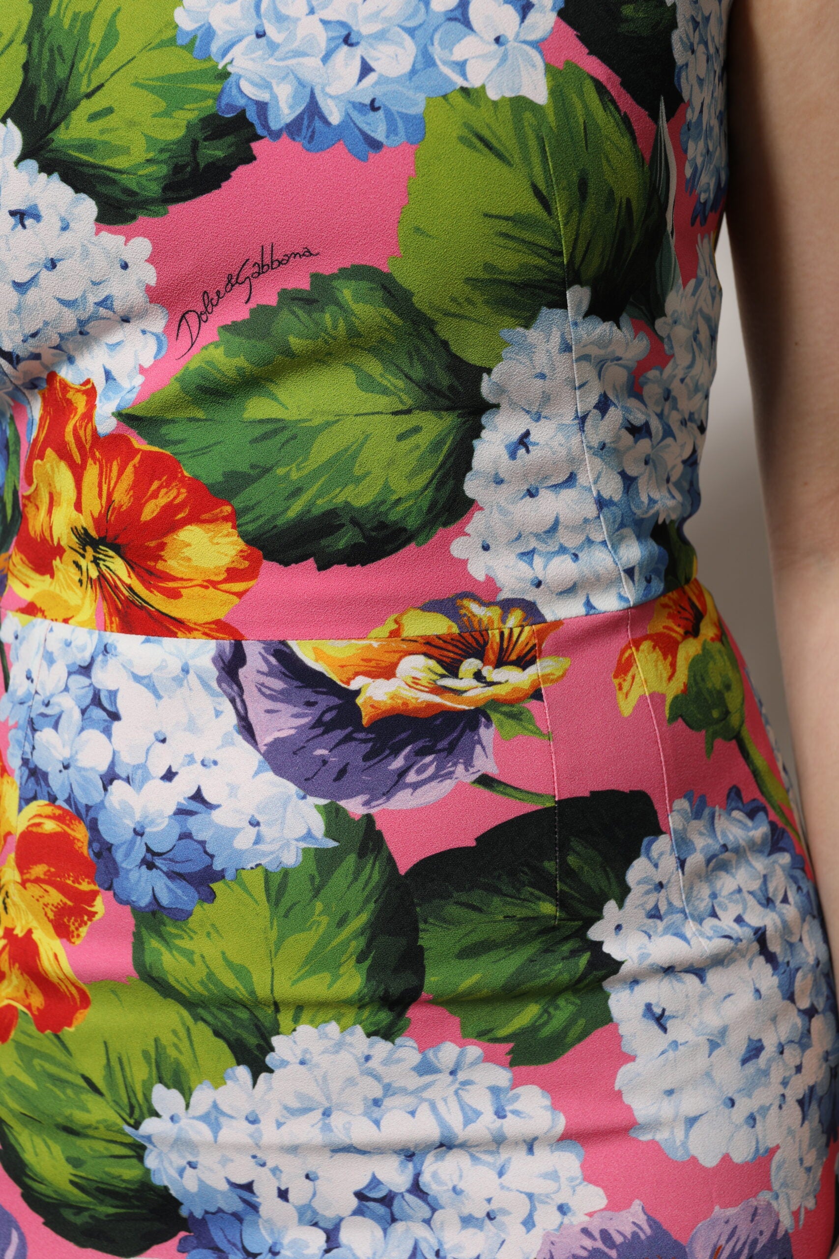 Dolce & Gabbana Multicolor Floral Ärmelloses Etuikleid-6