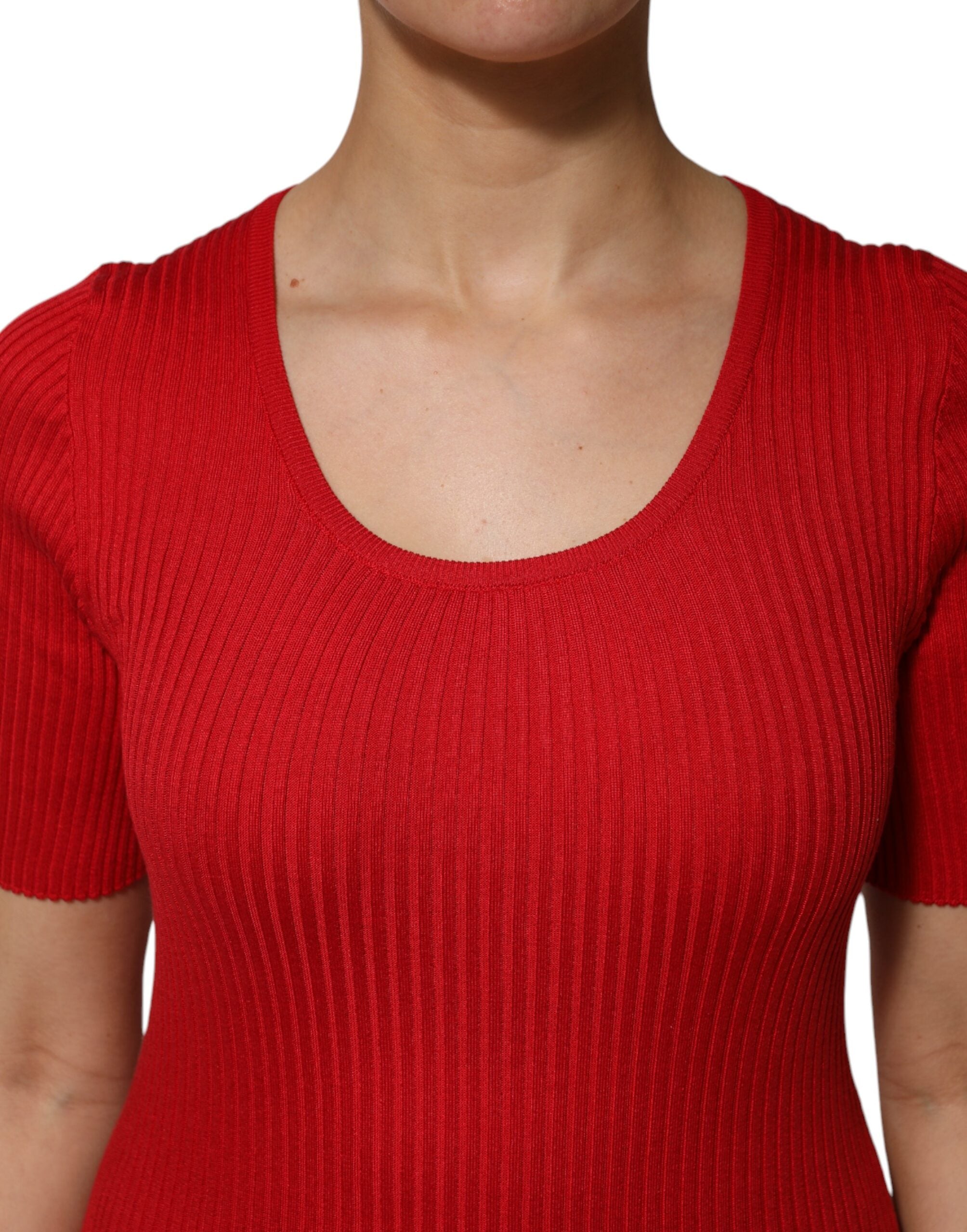 Suéter rojo de manga corta con cuello redondo de Dolce & Gabbana-5