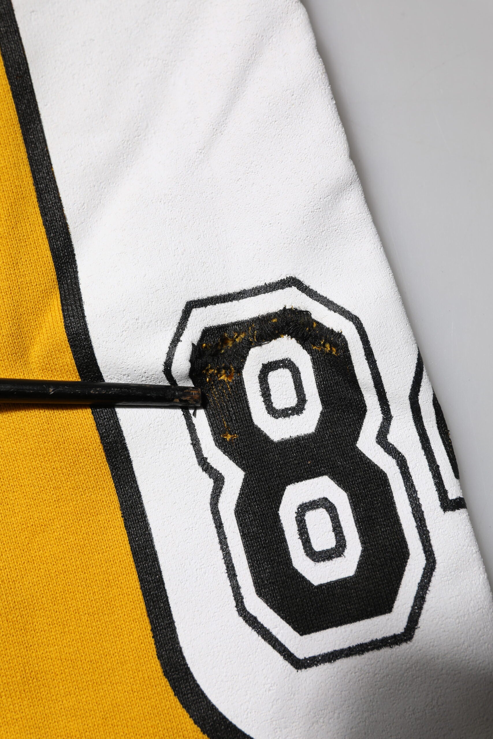 Dolce & Gabbana yellow cotton jogging pants with drawstring-8