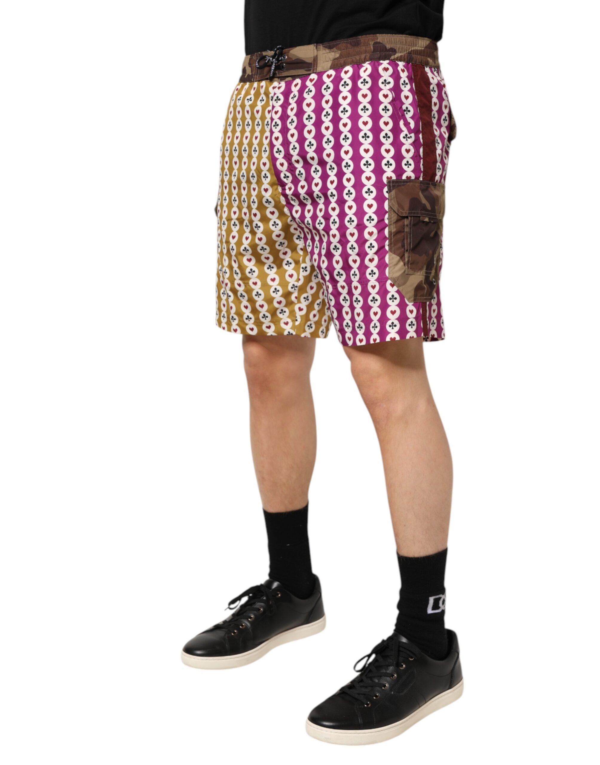 Traje de baño Dolce & Gabbana con pantalones cortos de camuflaje multicolor con naipes-3