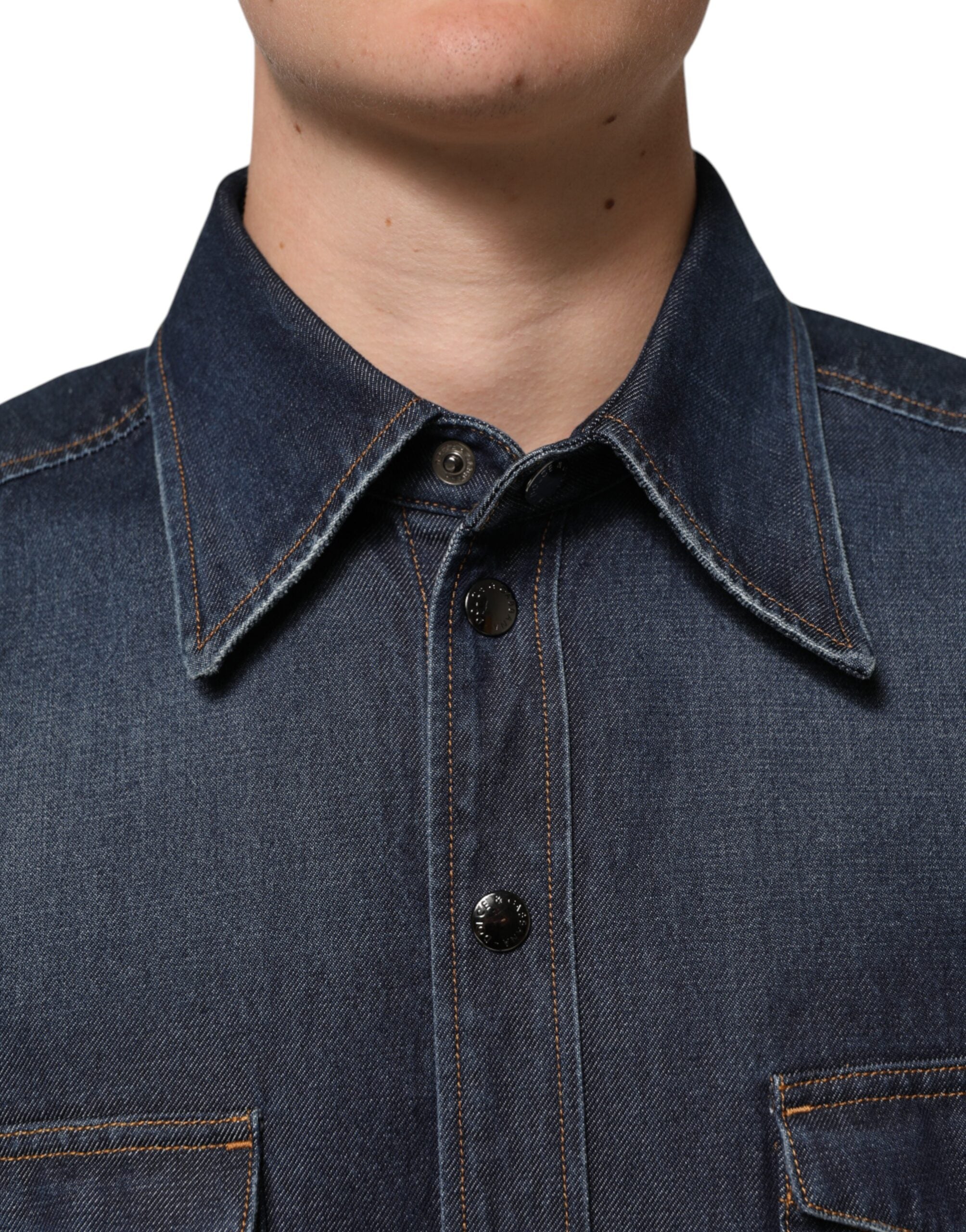 Dolce & Gabbana Blaues Denim Knopf lässig Logo Patch Männer Hemd-5