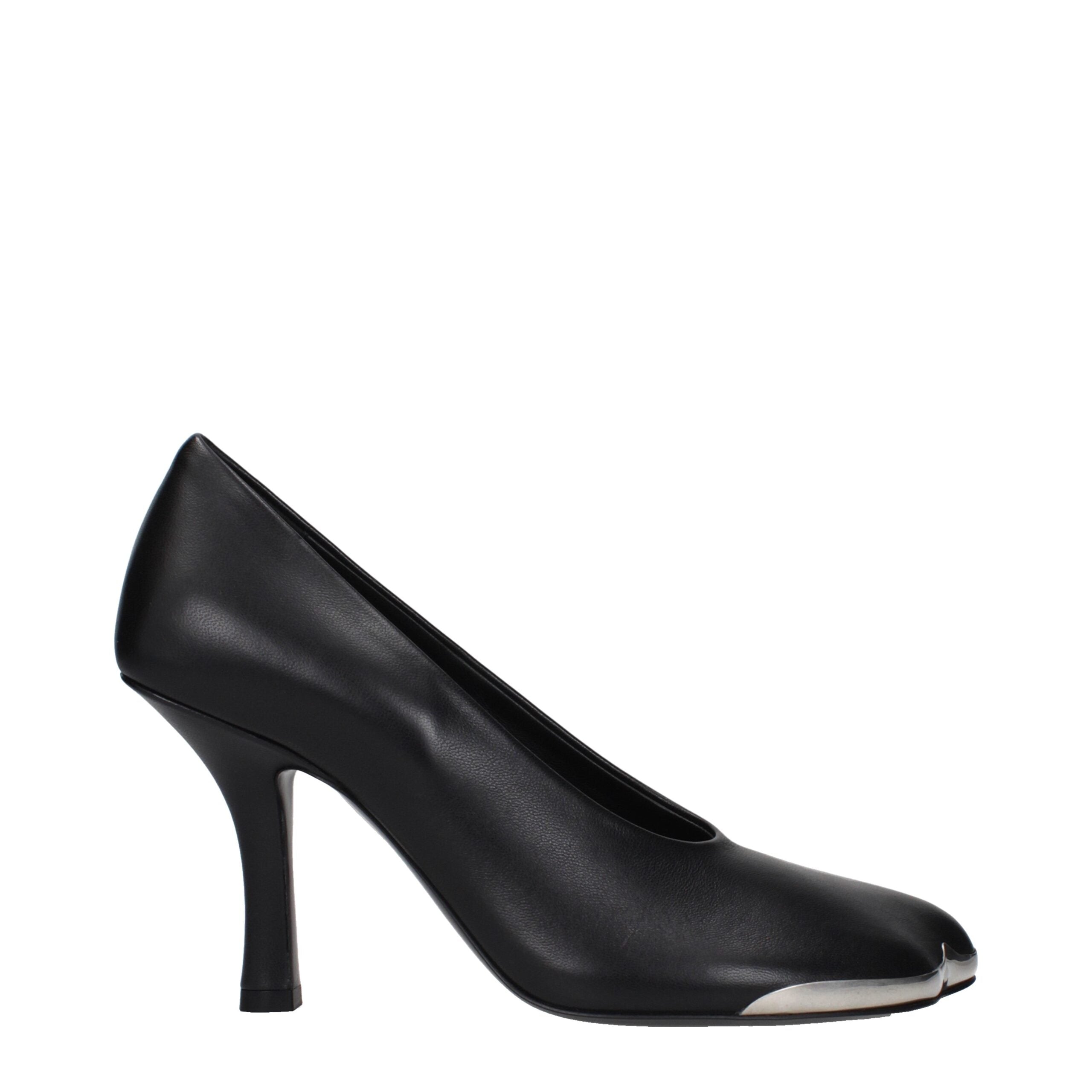 Burberry Schwarze Leder Pumps mit hohem Absatz-1