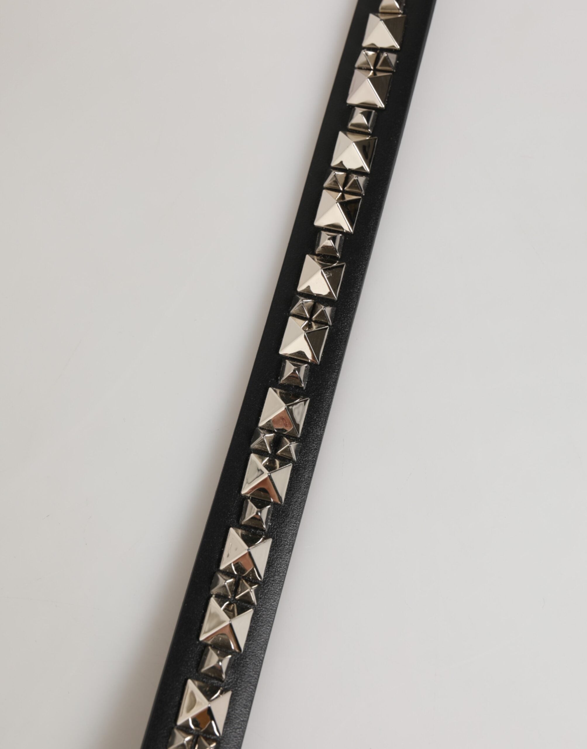 Dolce & Gabbana Schwarzer Leder Nietengürtel mit silberfarbener Schnalle-6