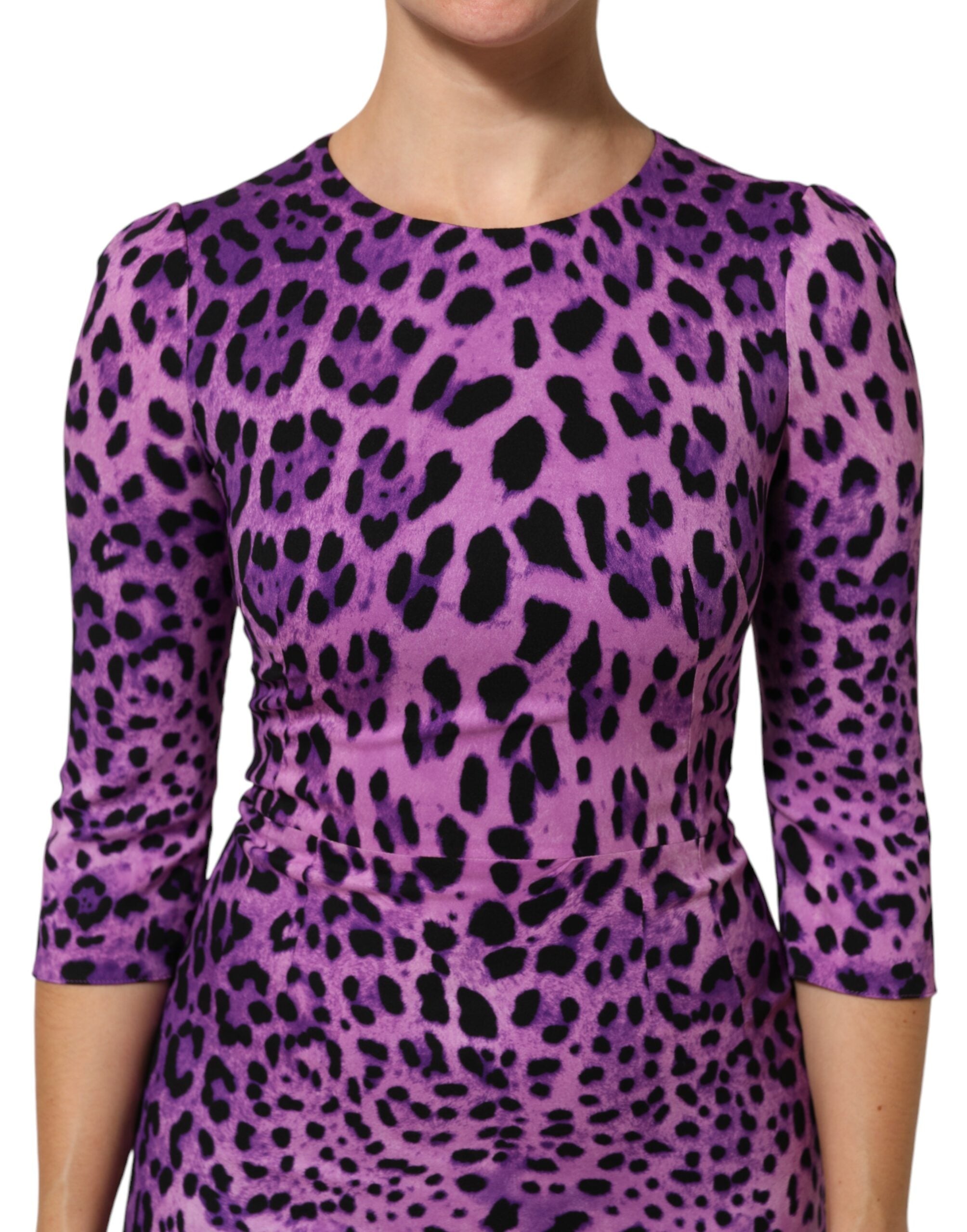Vestido mini ajustado con estampado de leopardo violeta de Dolce & Gabbana-5