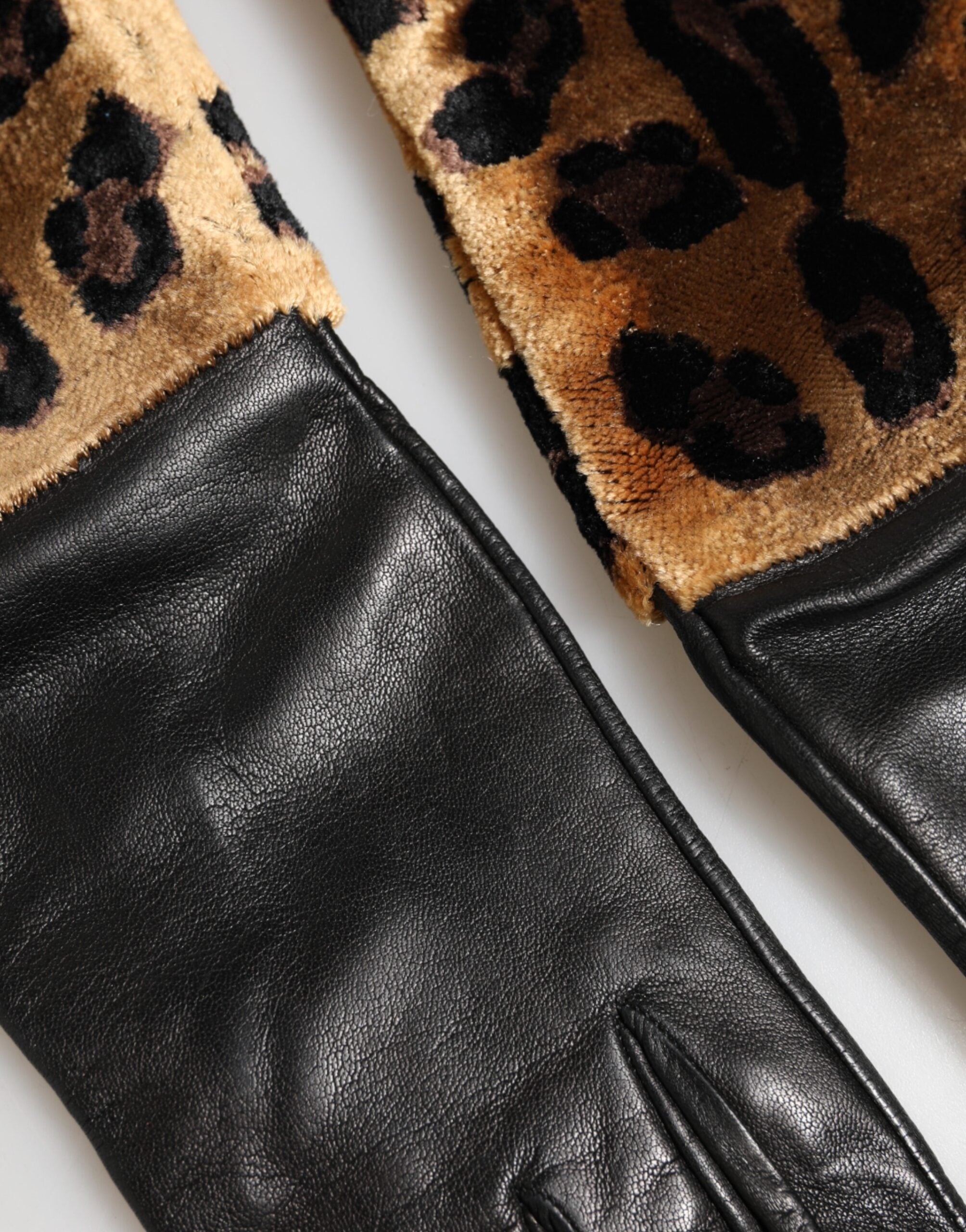 Guantes hasta el codo de piel de leopardo marrón y negro de Dolce & Gabbana-5