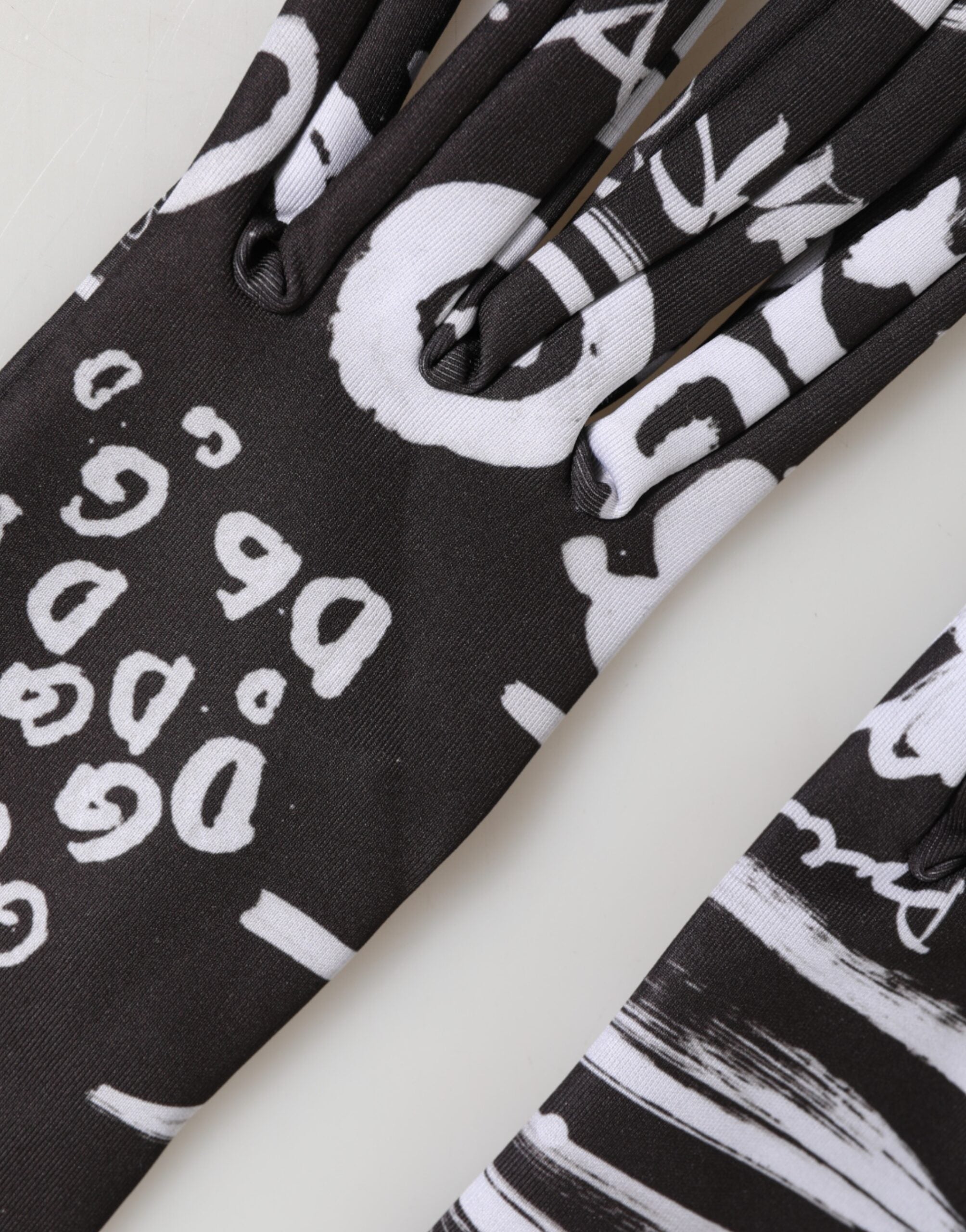 Dolce & Gabbana Black and White DG Logo Elbow-Length Gloves-4