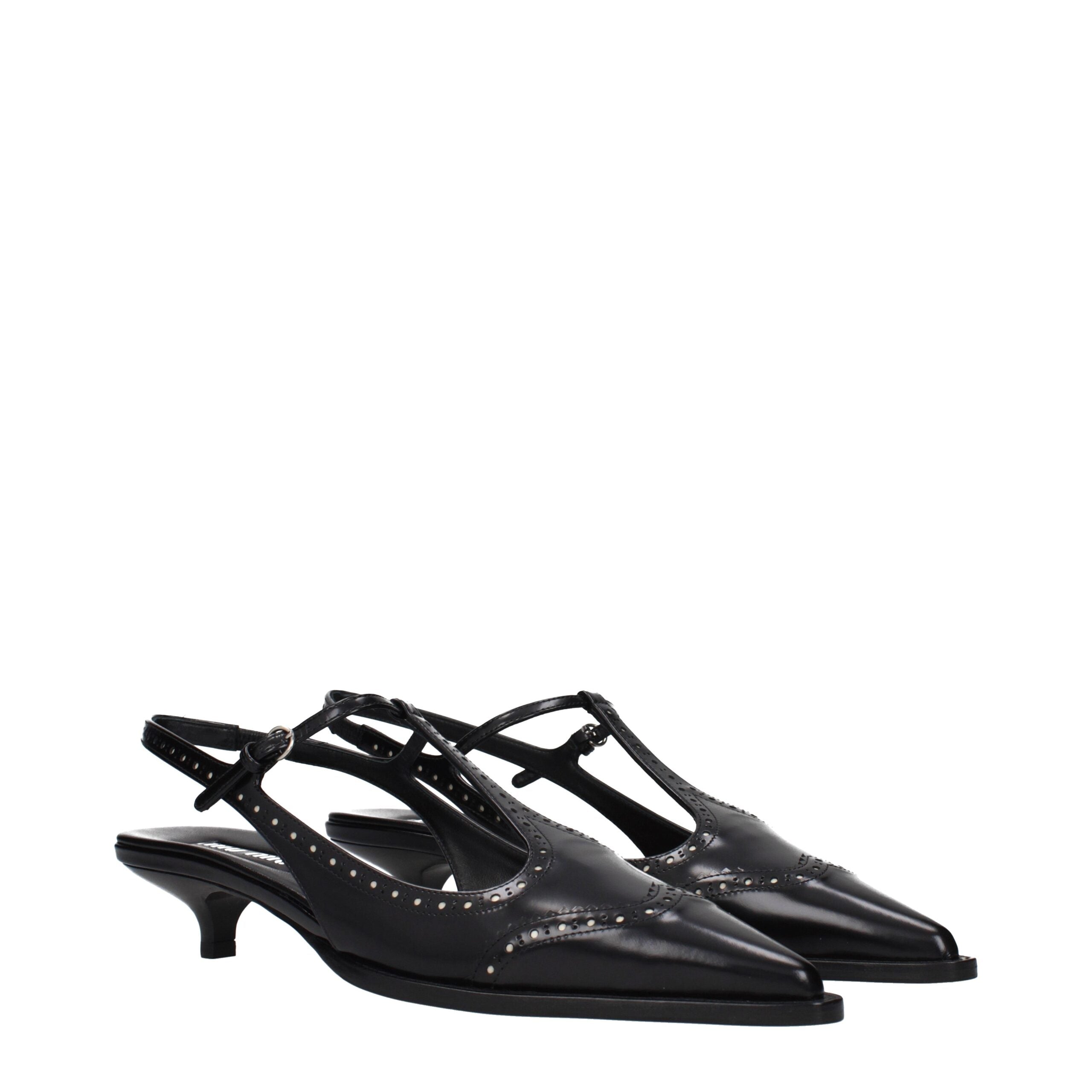 Miu Miu Schwarze Leder Pumps mit mittlerem Absatz-2