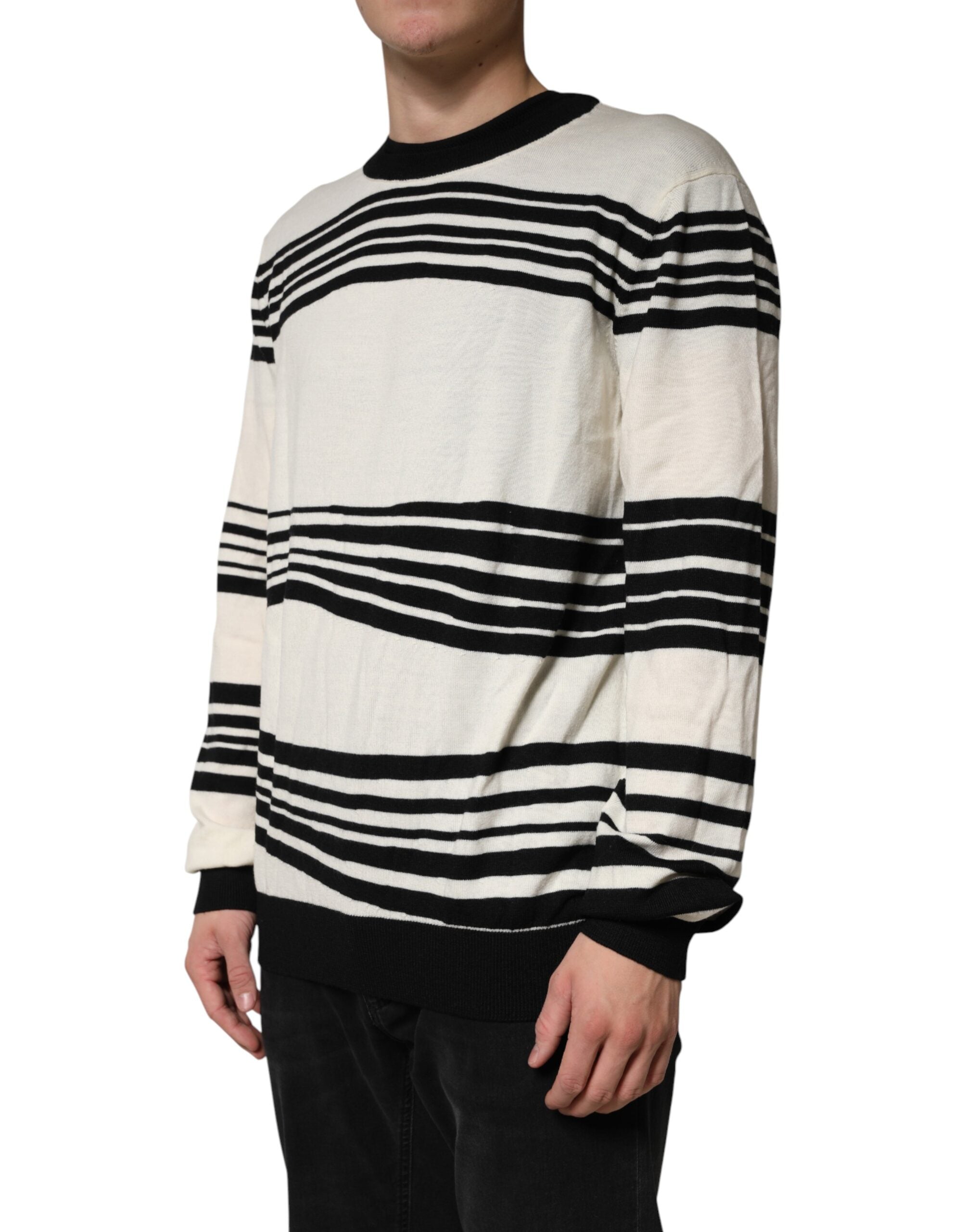 Dolce & Gabbana Pullover-Pullover mit schwarzem und weißem Streifenmuster und Rundhalsausschnitt-3