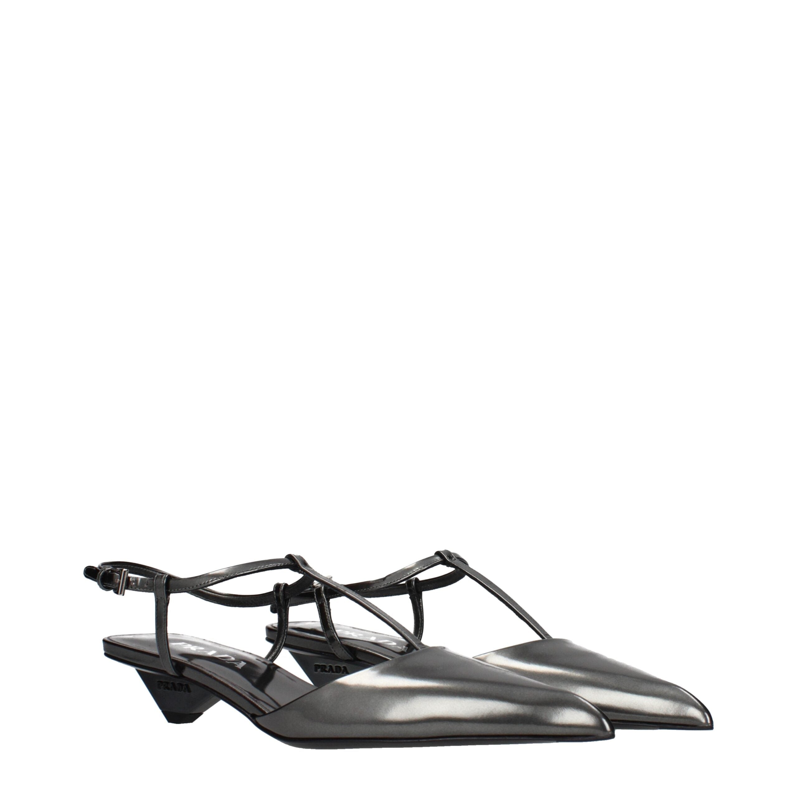 Prada Graue Leder-Sandalen mit flachem Absatz-2